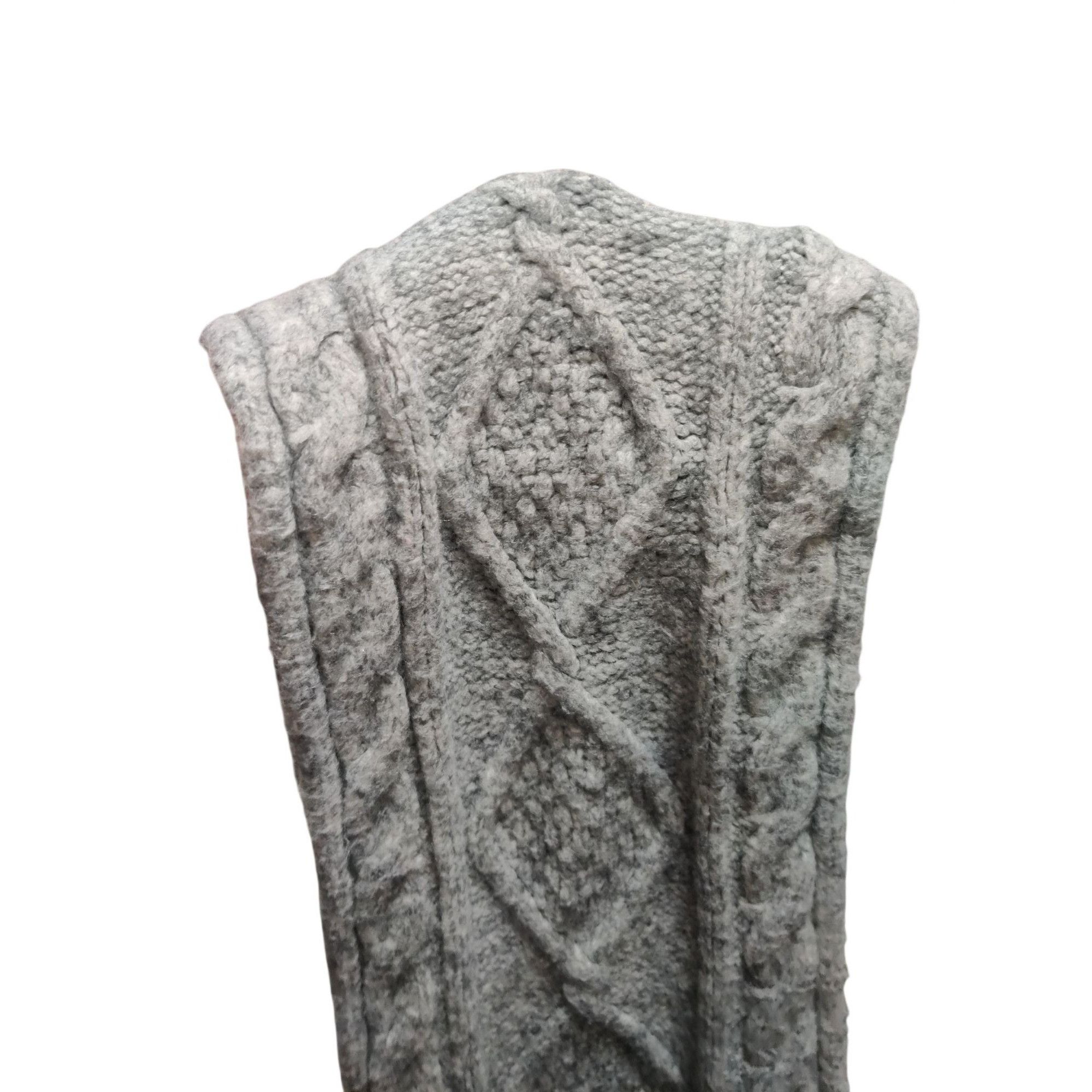 Old Navy Old Navy Gray Cable Knit Infinity Scarf Cozy Chunky Soft War Size ONE SIZE - 7 Thumbnail