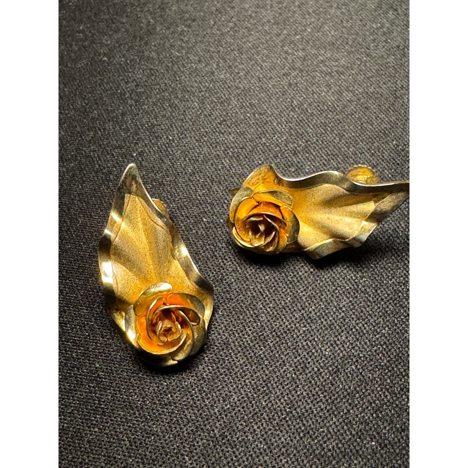 Other Vintage Bond Boyd Vermeil Flower/Leaf Screw Back Earrings Size ONE SIZE - 2 Thumbnail