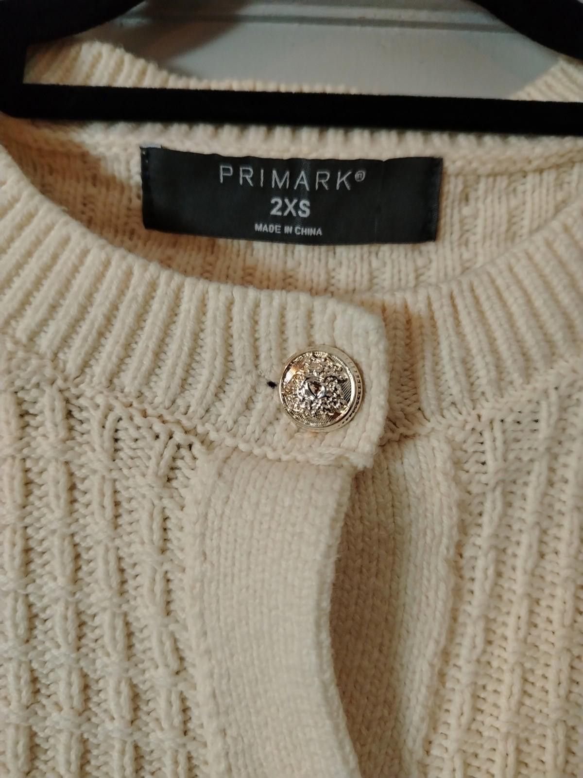 Primark Cream textured knit cardigan with gold buttons size UK 2-4 Size XS / US 0-2 / IT 36-38 - 5 Thumbnail