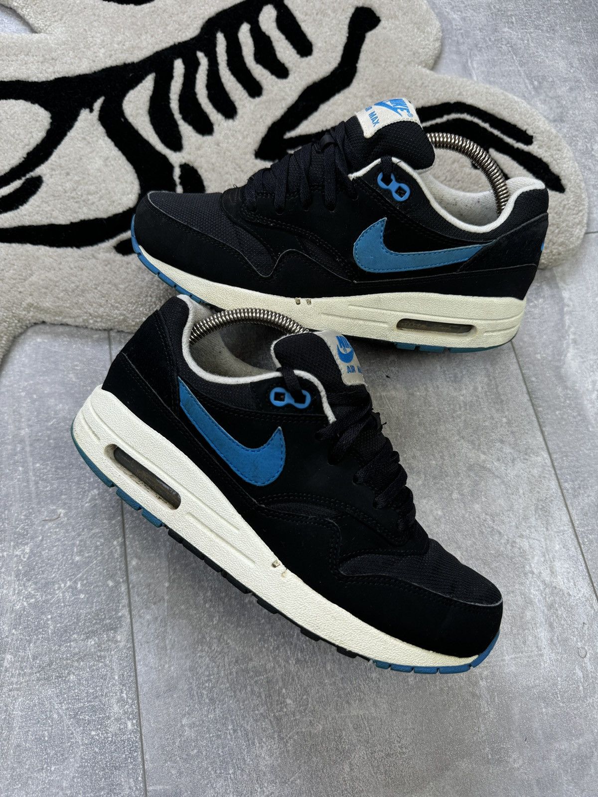 Nike Women’s Vintage Nike air max 1 low top sneakers size 38 Size US 5.5 / IT 35.5 - 6 Thumbnail