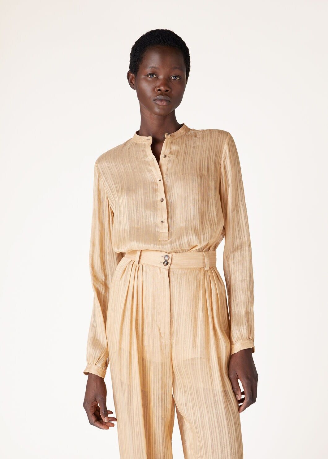 Loro Piana o1srvl11e0725 FAO0419 Olga Linen/Silk Shirt in Beige Size XS / US 0-2 / IT 36-38 - 4 Thumbnail