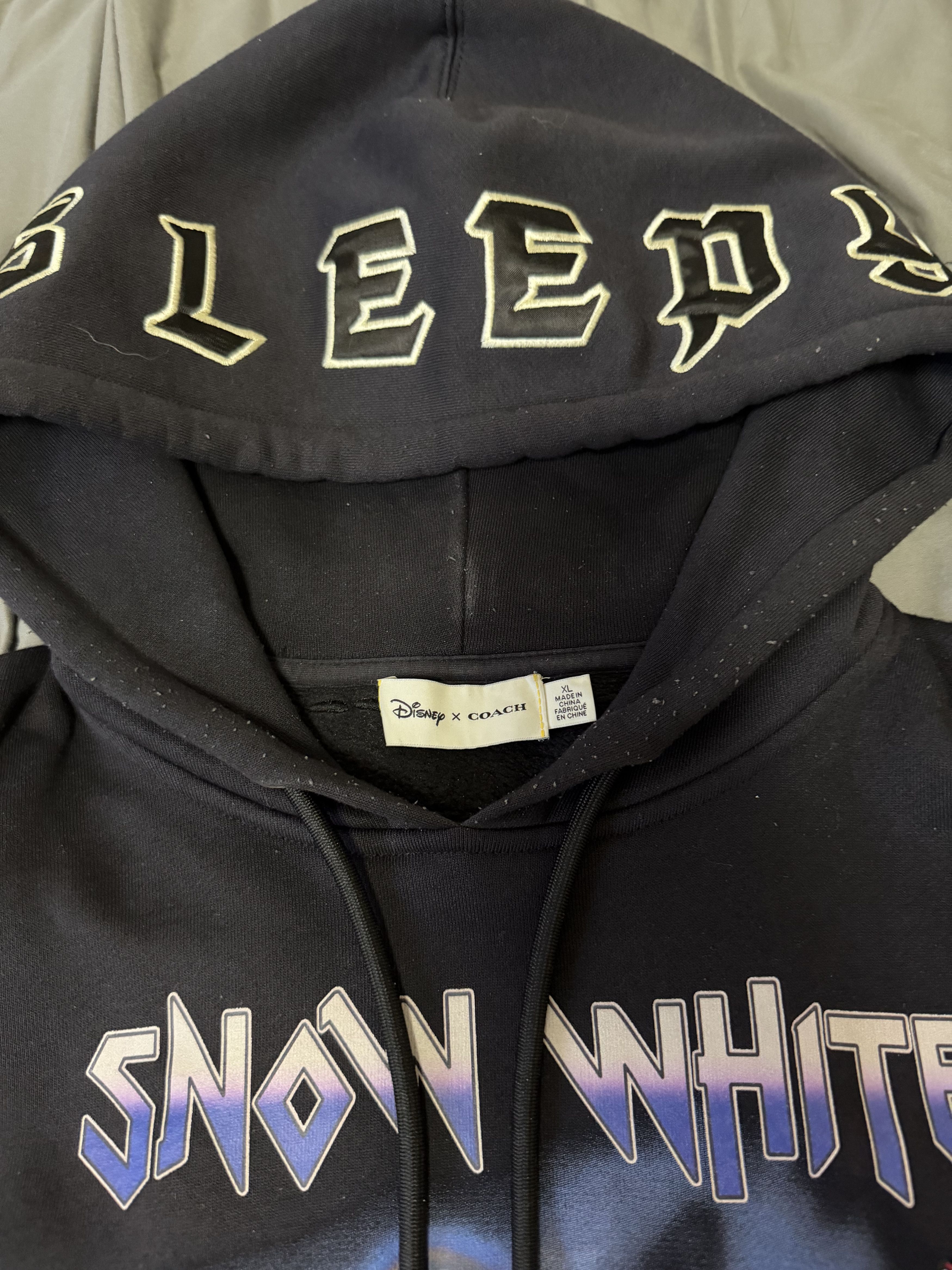 Coach × Disney Coach Snow White Hoodie Size US XL / EU 56 / 4 - 2 Thumbnail