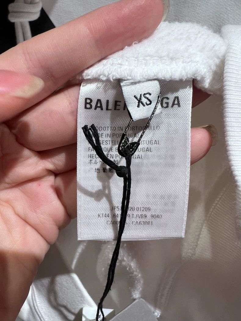 Balenciaga Balenciaga White Wifi Showroom Hoodie New Size XS with Tag Size US XS / EU 42 / 0 - 3 Thumbnail