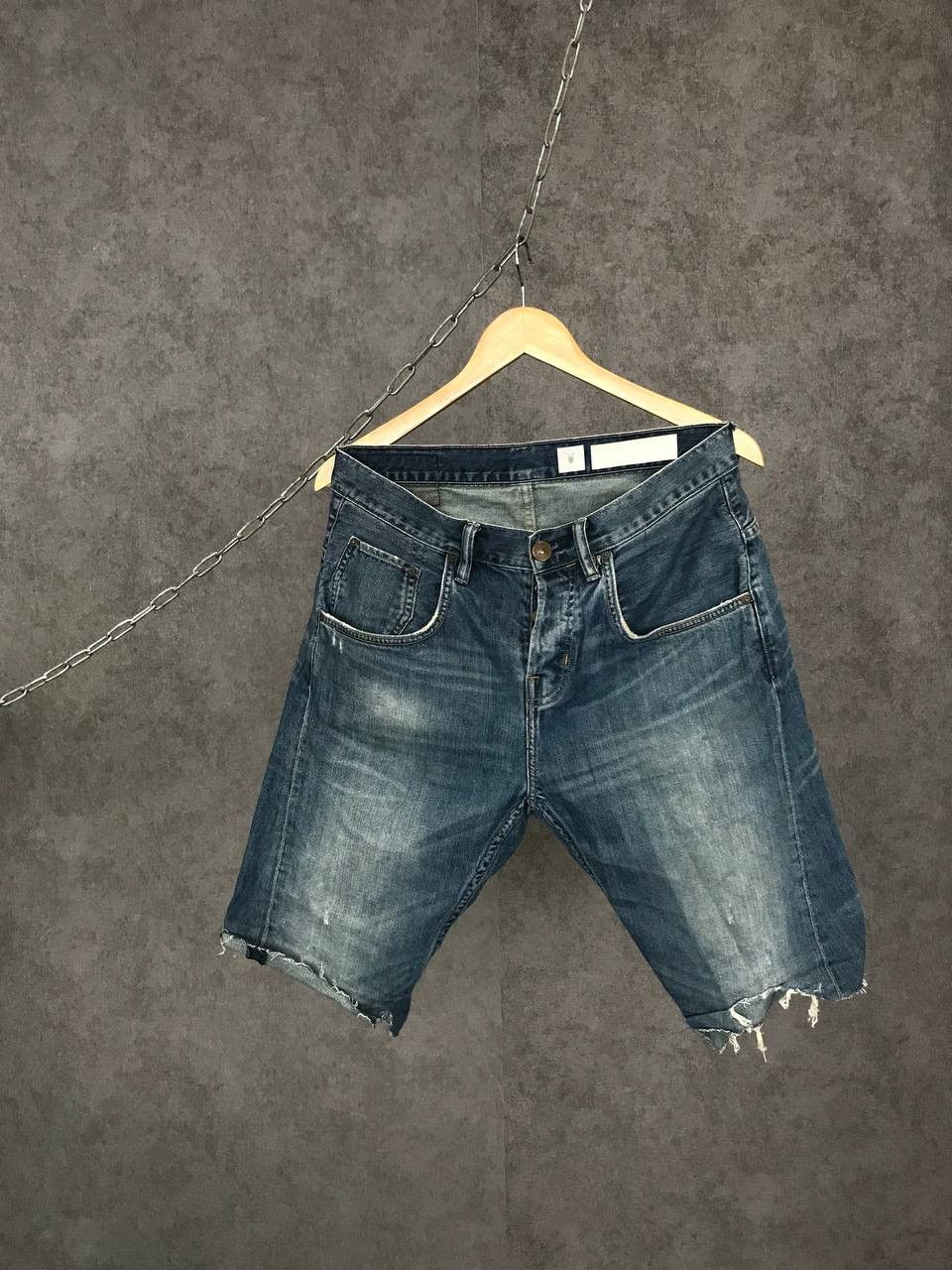 Allsaints Allsaints vintage distressed shorts Size US 30 / EU 46 - 1 Thumbnail