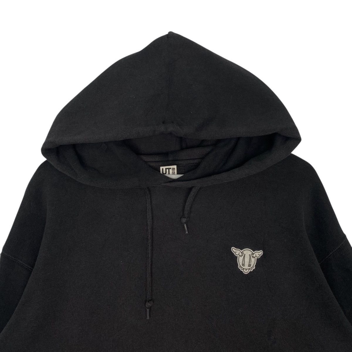 Vintage Uniqlo Hoodie Embroidered Sweatshirt Black Size L