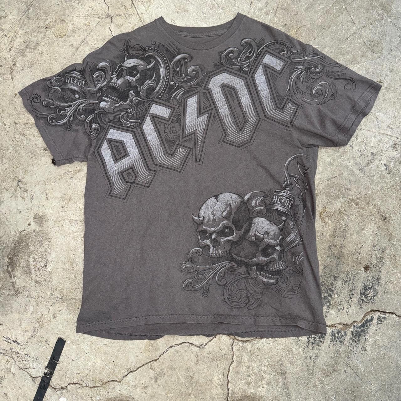 Liquid Blue Liquid blue Men's Silver and Grey Tshirt Size US M / EU 48-50 / 2 - 1 Thumbnail