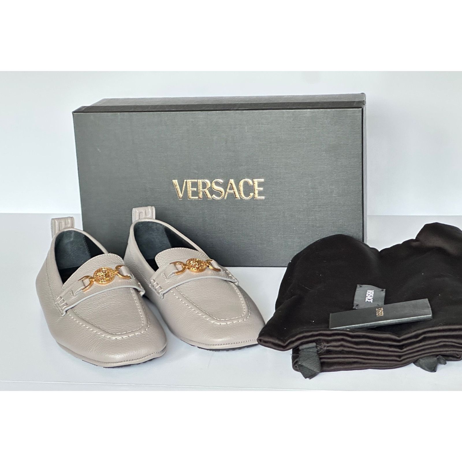 Versace Versace Gold Medusa Gray Leather Driver Shoes 8 US 1017072 Size US 8 / EU 41 - 16 Thumbnail