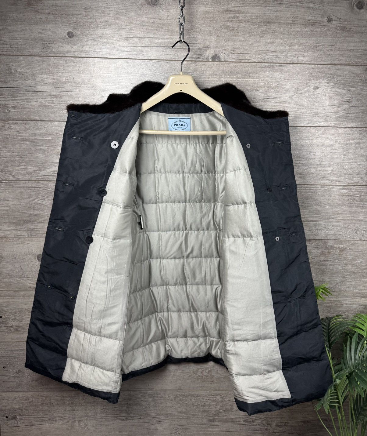 Prada Prada Luxury Puffer down jacket with mink collar Size M / US 6-8 / IT 42-44 - 4 Thumbnail