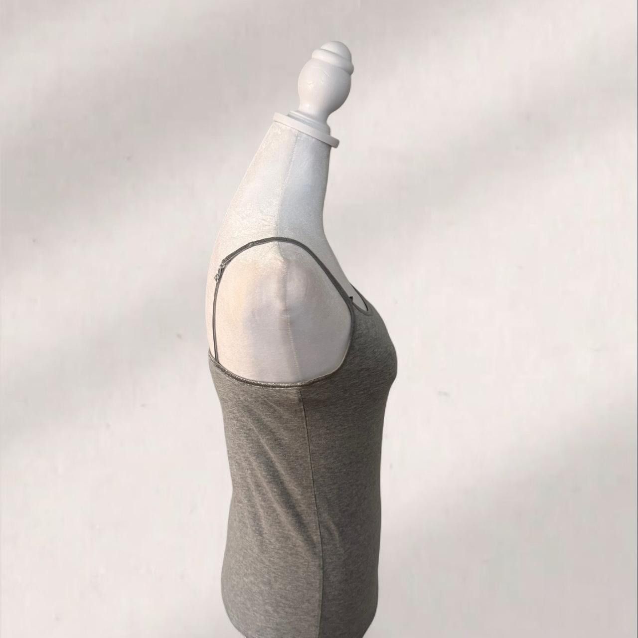 Other y2k gray sparkly tank top w/ adjustable straps Size XS / US 0-2 / IT 36-38 - 4 Thumbnail