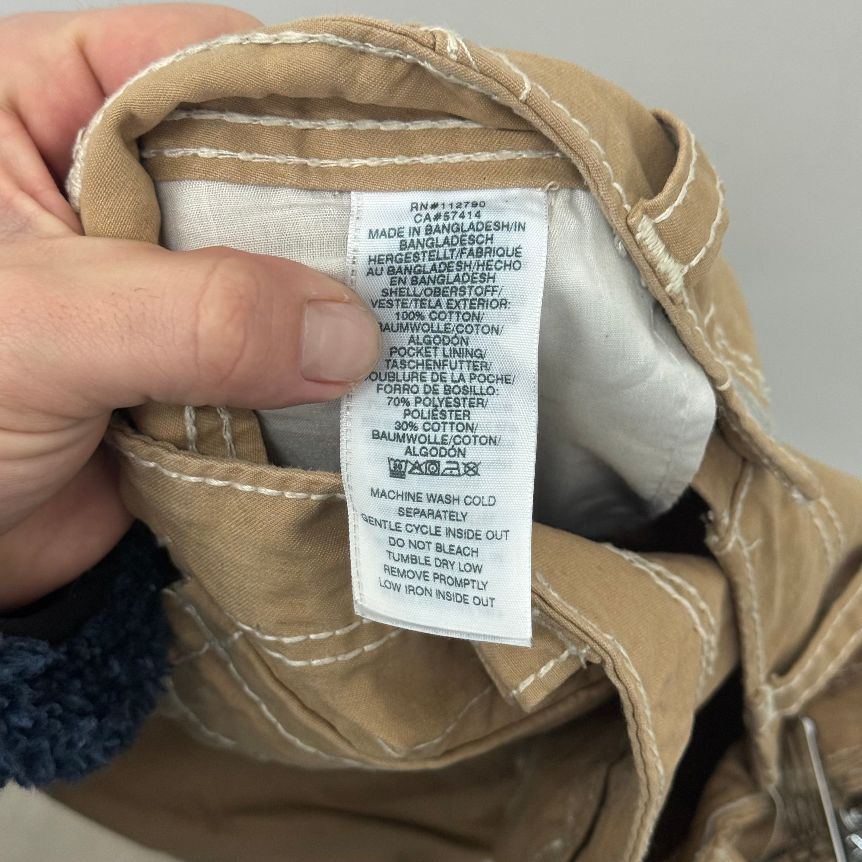 True Religion True Religion Cargo Khaki Shorts - Size 30 Size US 30 / EU 46 - 6 Thumbnail