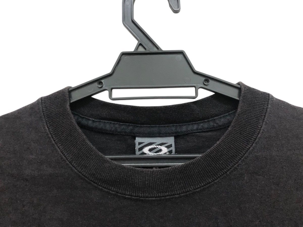 Arts & Science × Oakley × Vintage RARE 🔥 OAKLEY SOFTWARE FACTORY PILOT CYBERPUNK GRAPHICAL TEE Size US S / EU 44-46 / 1 - 5 Thumbnail