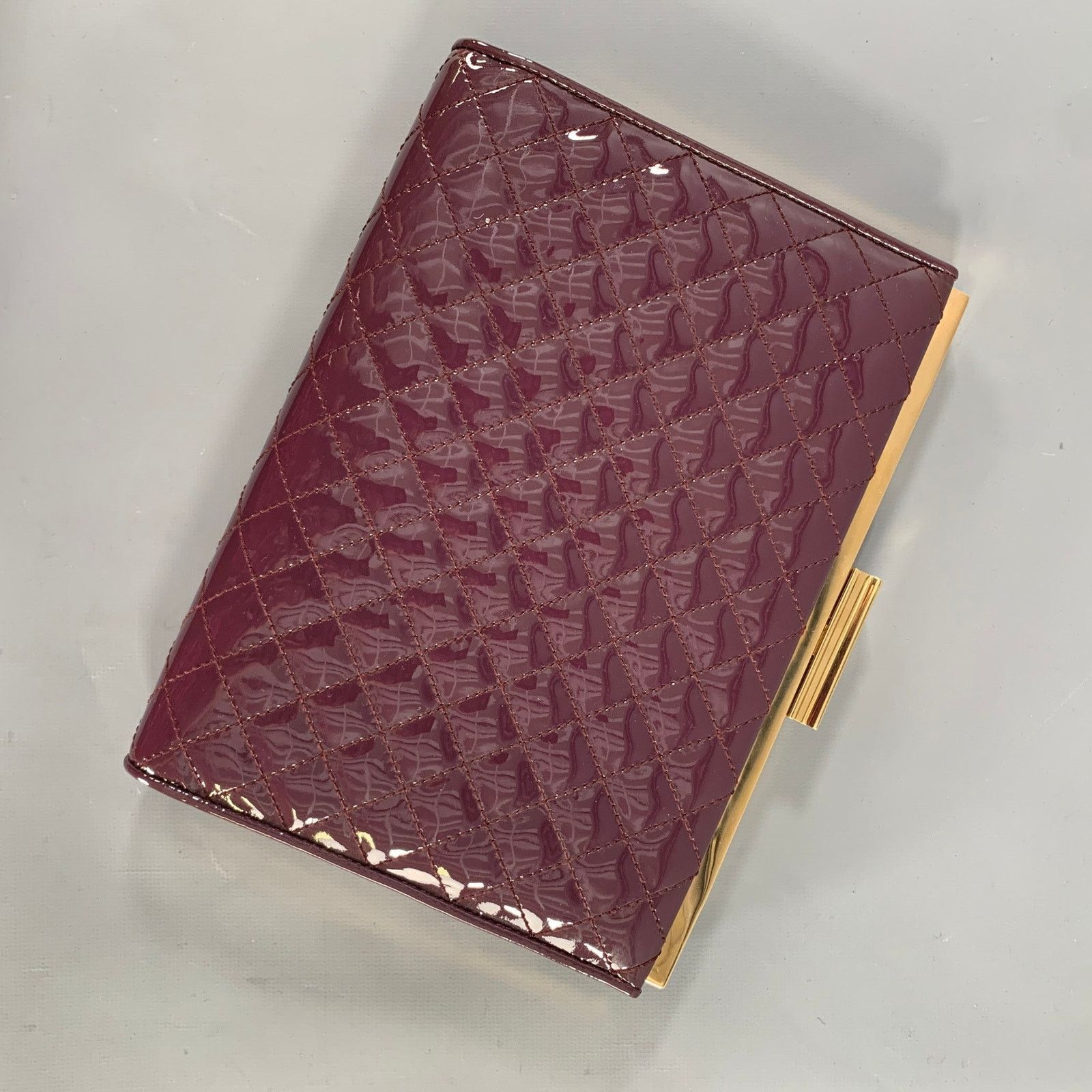 Salvatore Ferragamo SALVATORE FERRAGAMO Purple Quilted Patent Clutch Bags Size ONE SIZE - 2 Thumbnail