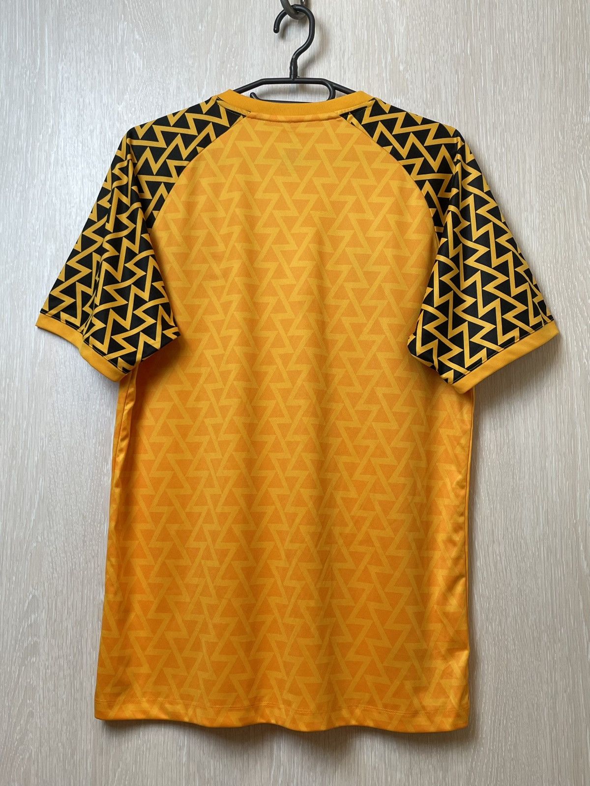 Other NEWPORT COUNTY AFC FBT SIZE M JERSEY SHIRT FOOTBAL Size US M / EU 48-50 / 2 - 6 Thumbnail