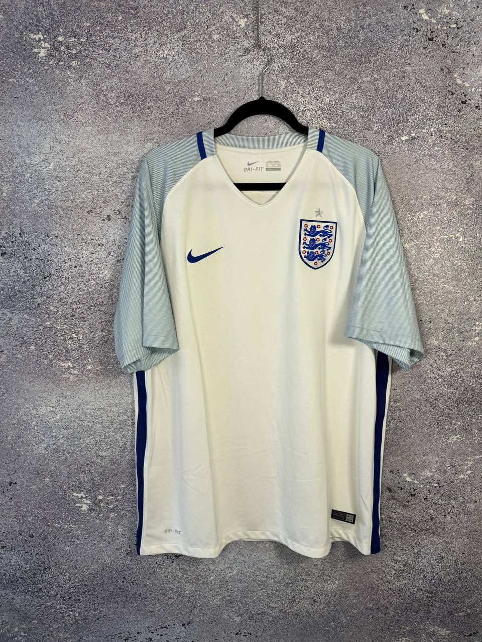 Nike England National Team 2016 Nike Soccer Jersey Size US XXL / EU 58 / 5 - 1 Thumbnail