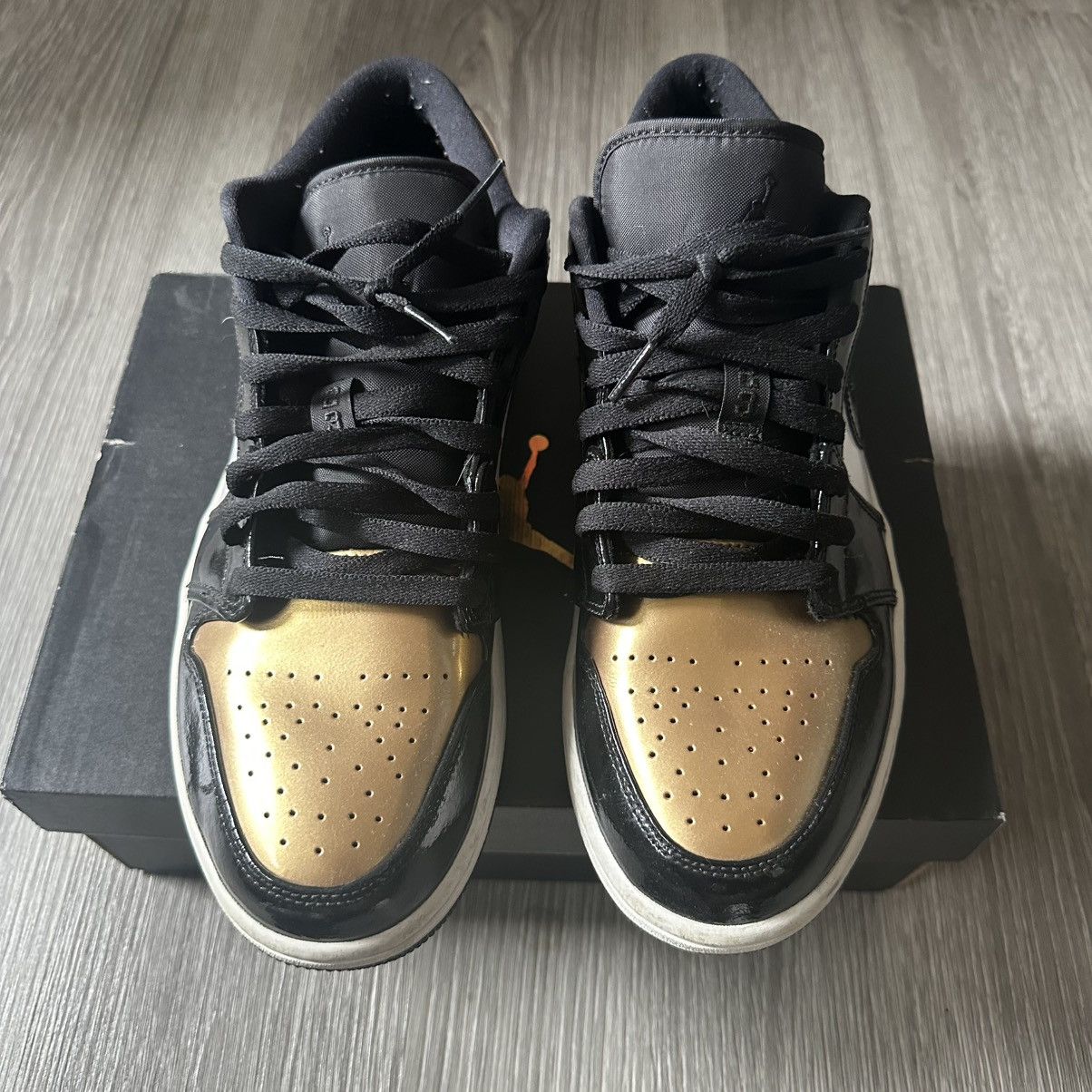 Jordan Brand Jordan 1 Low “Gold Toe” Size US 10.5 / EU 43-44 - 8 Thumbnail