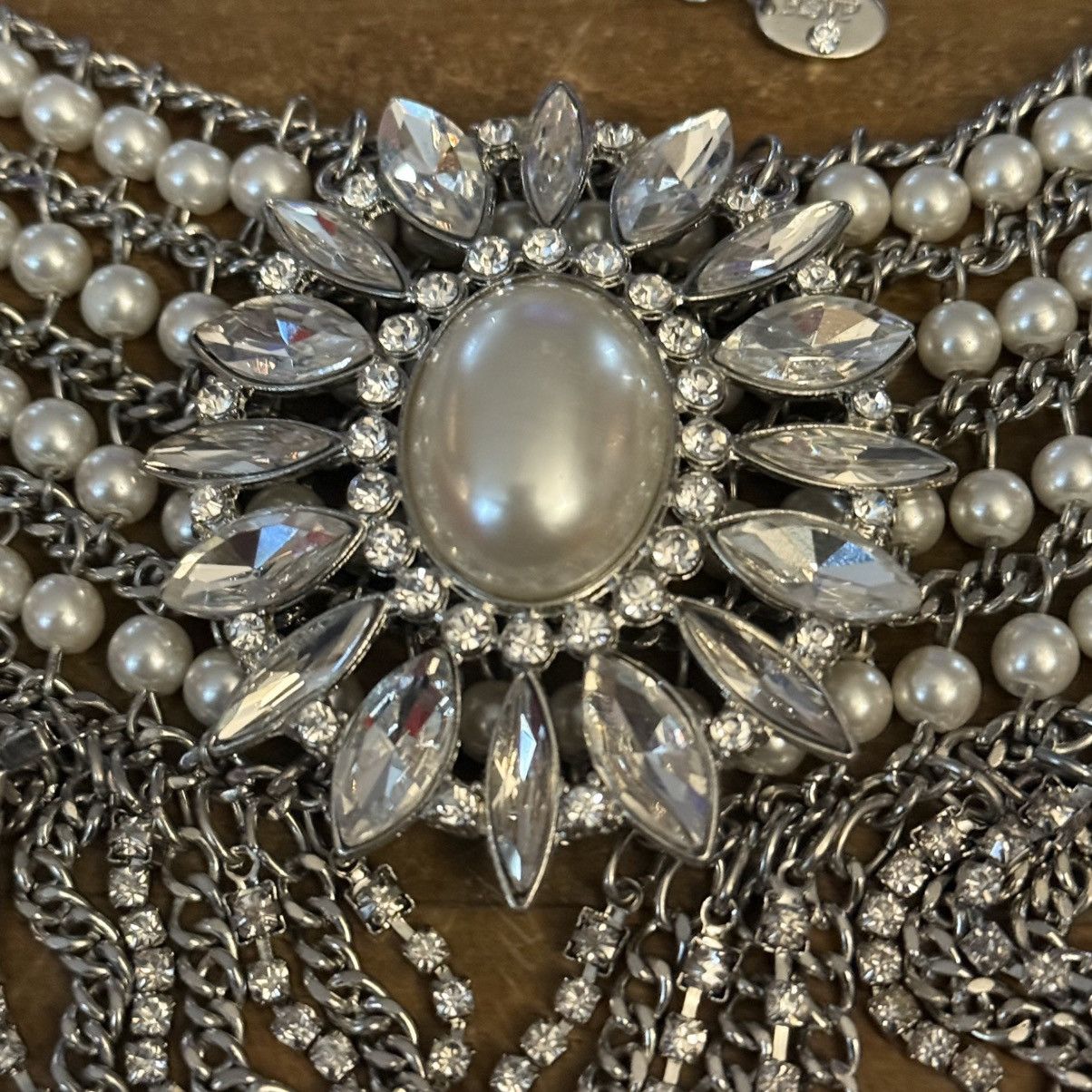 Other RSVP silver tone pearls and rhinestones statement necklace Size ONE SIZE - 3 Thumbnail