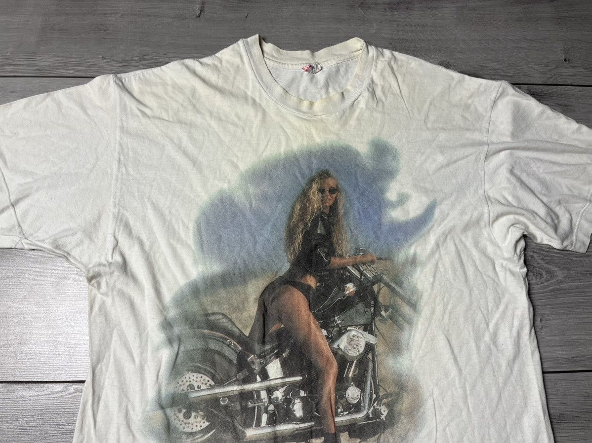 Band Tees Vintage Hanes Tshirf Biker Lady 80s size XLarge Size US XL / EU 56 / 4 - 3 Thumbnail