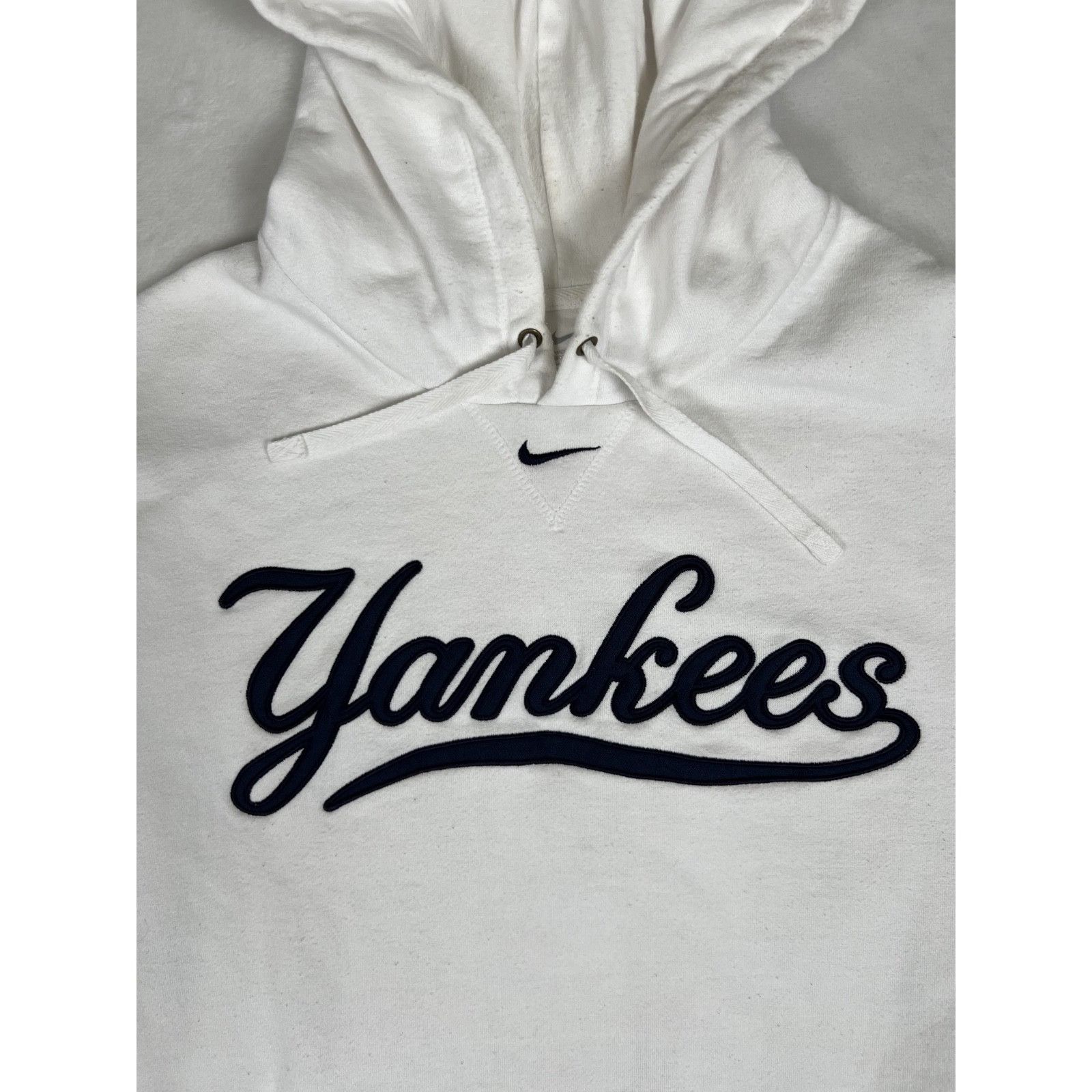 Nike Vintage Nike New York Yankees Center Swoosh Hoodie Sweatshir Size US XL / EU 56 / 4 - 2 Thumbnail