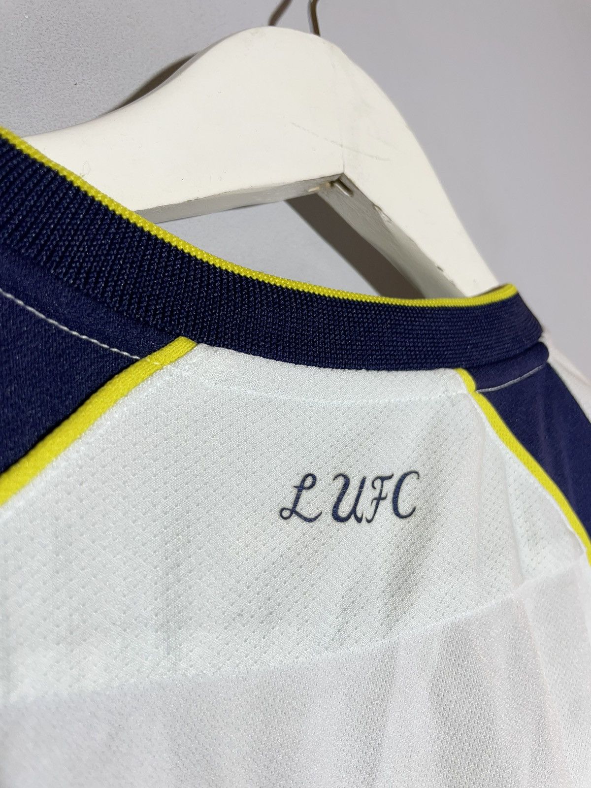 Vintage Leeds United Admiral 2006-07 Home Football Shirt Size US XL / EU 56 / 4 - 8 Thumbnail