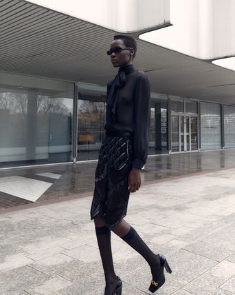 Saint Laurent Paris o1b1hav111224 Midi Skirt in Embroidered Silk Tulle in Noir Size 26" / US 2 / IT 38 - 3 Thumbnail