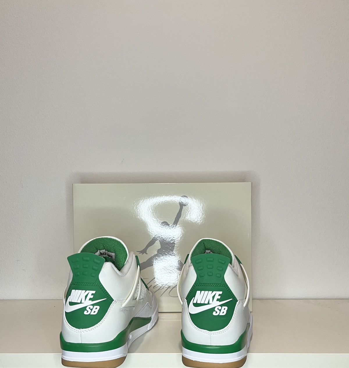 Jordan Brand Pine green Jordan 4 SB Size US 10 / EU 43 - 2 Thumbnail