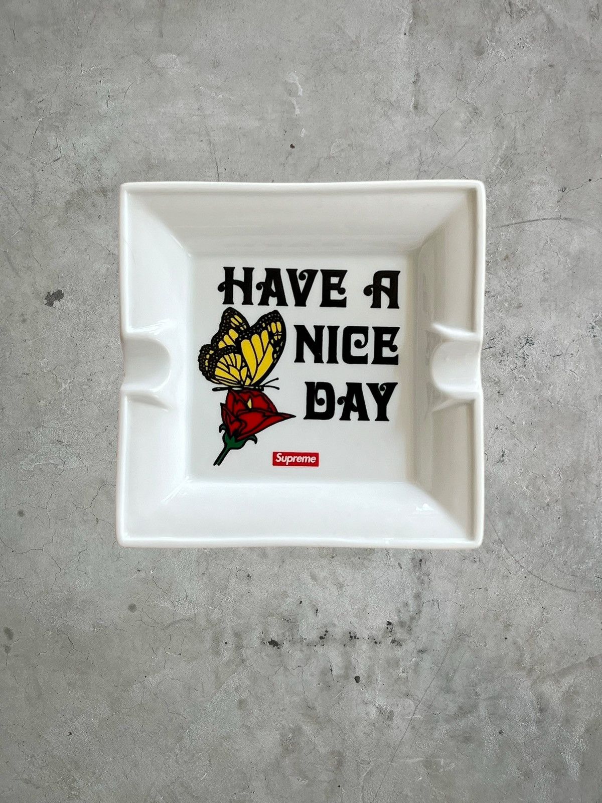 Supreme SS/15 Supreme ‘Have a Nice Day’ Ashtray Size ONE SIZE - 1 Thumbnail