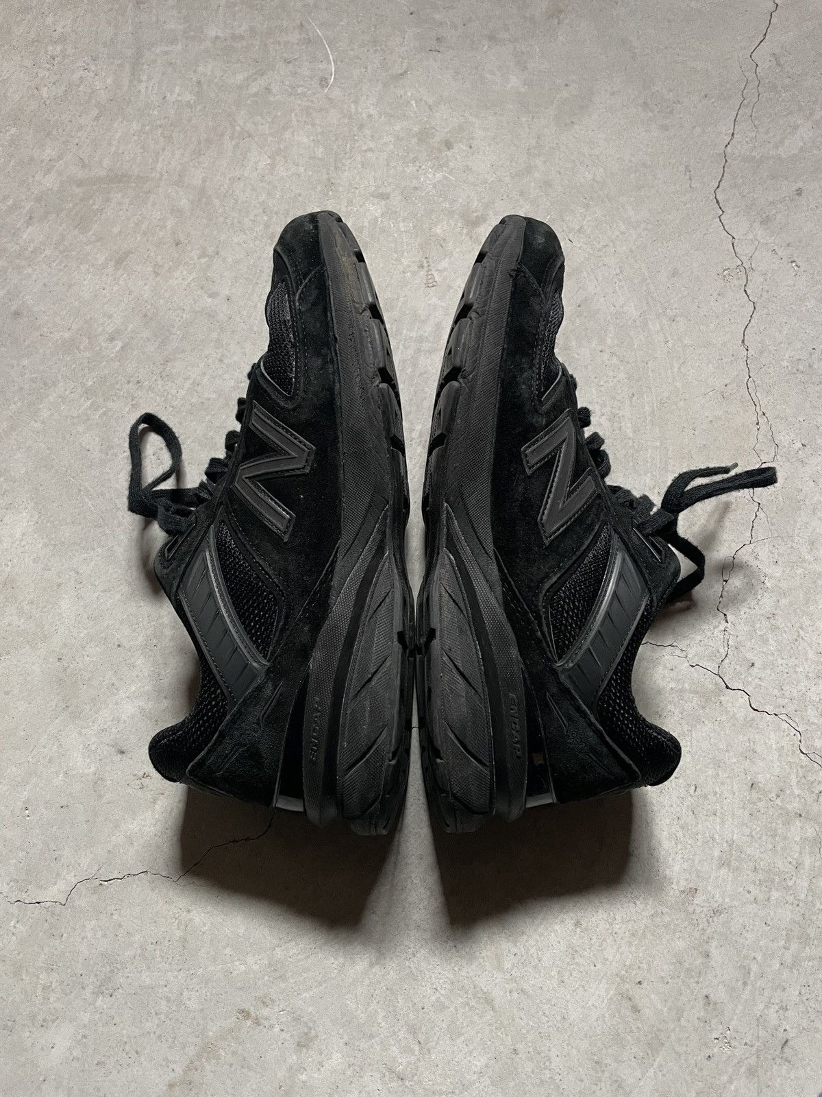 New Balance New Balance 990v5 “Triple Black” Size US 9.5 / EU 42-43 - 6 Thumbnail