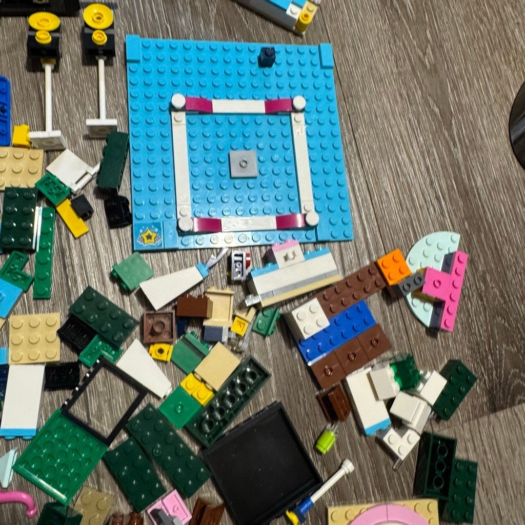 LEGO LEGO Friends & Minecraft Building Sets Bundle Lot With Mini Size ONE SIZE - 8 Thumbnail