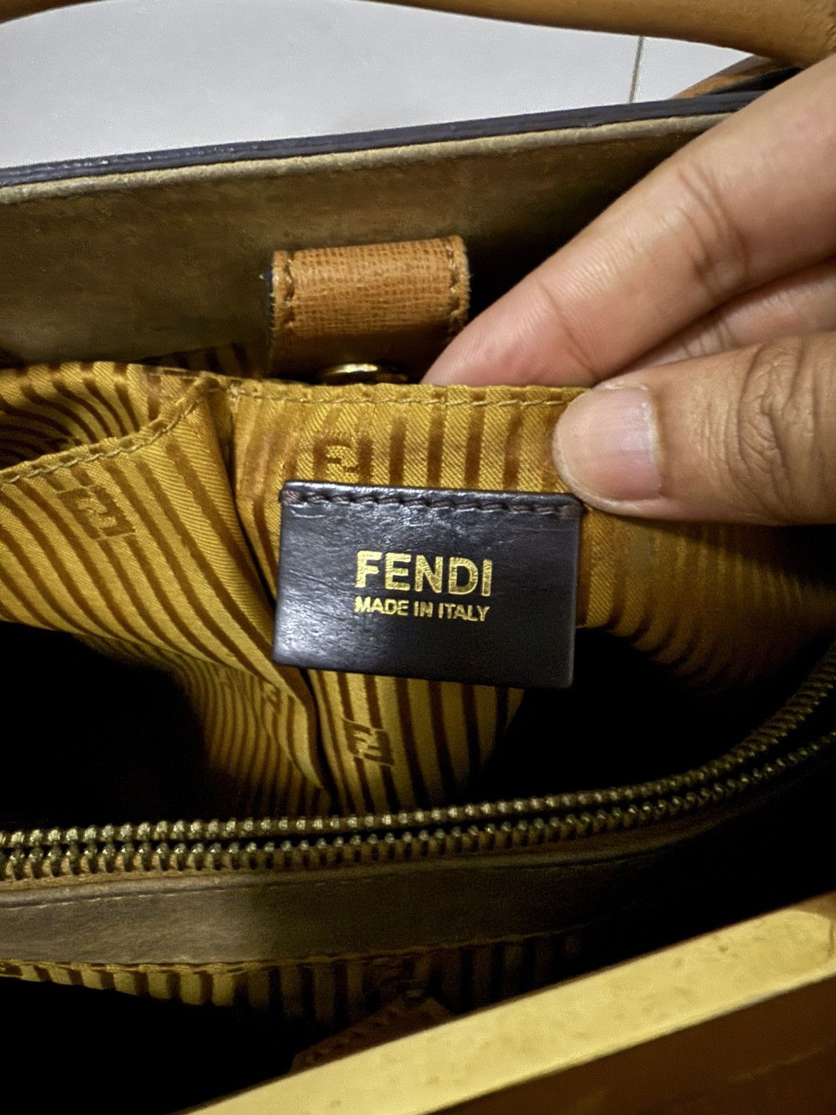 Fendi Fendi Toujours leather hand bag Size ONE SIZE - 8 Thumbnail