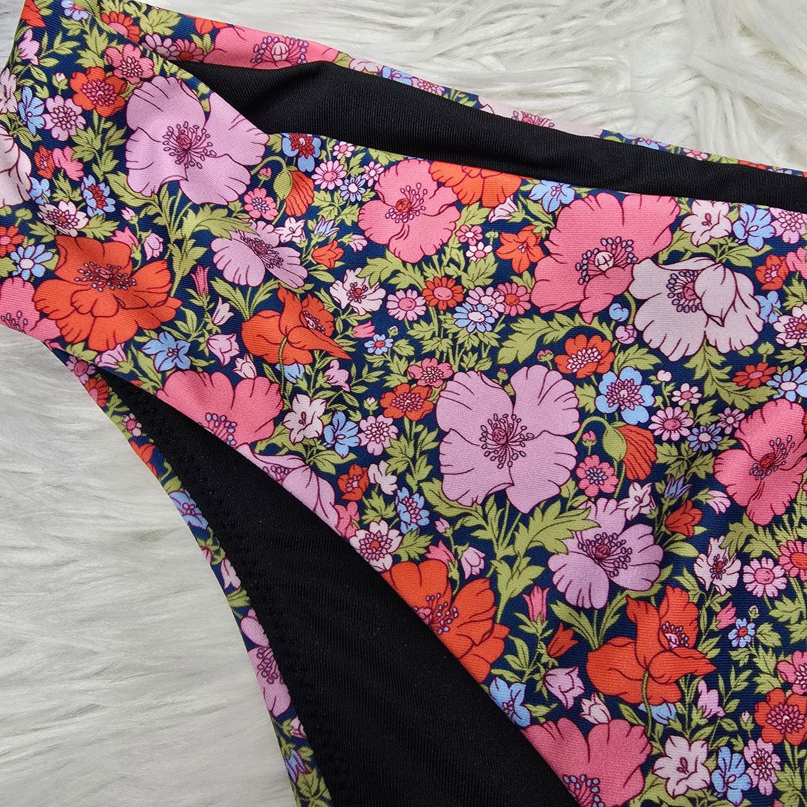 J.Crew NWT J.Crew high-rise cheeky bikini bottom Liberty Fabric 3X Size ONE SIZE - 5 Thumbnail