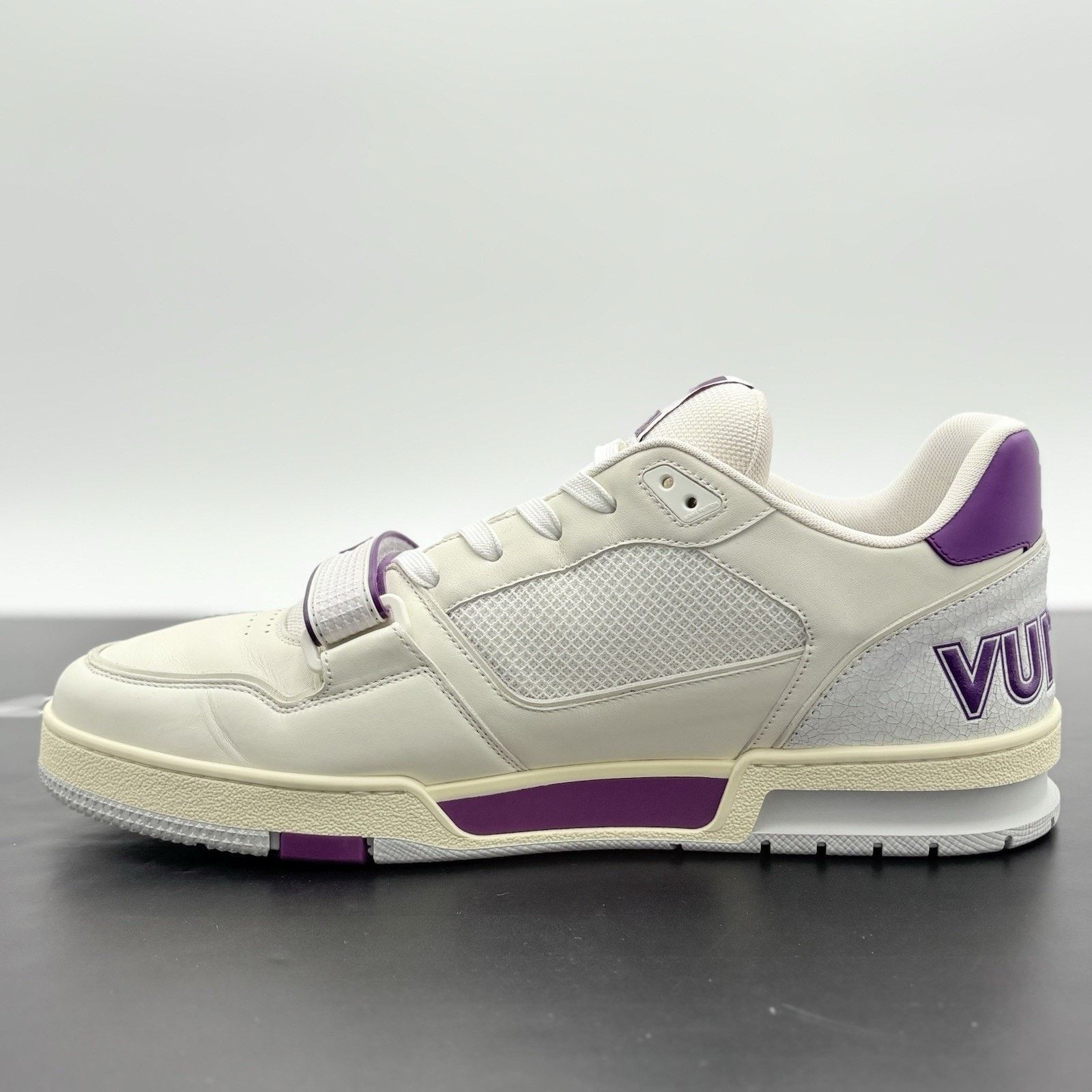 Louis Vuitton (13-13.5) Louis Vuitton Strap Trainer ' Purple ' VERY CLEAN! Size US 13 / EU 46 - 4 Thumbnail