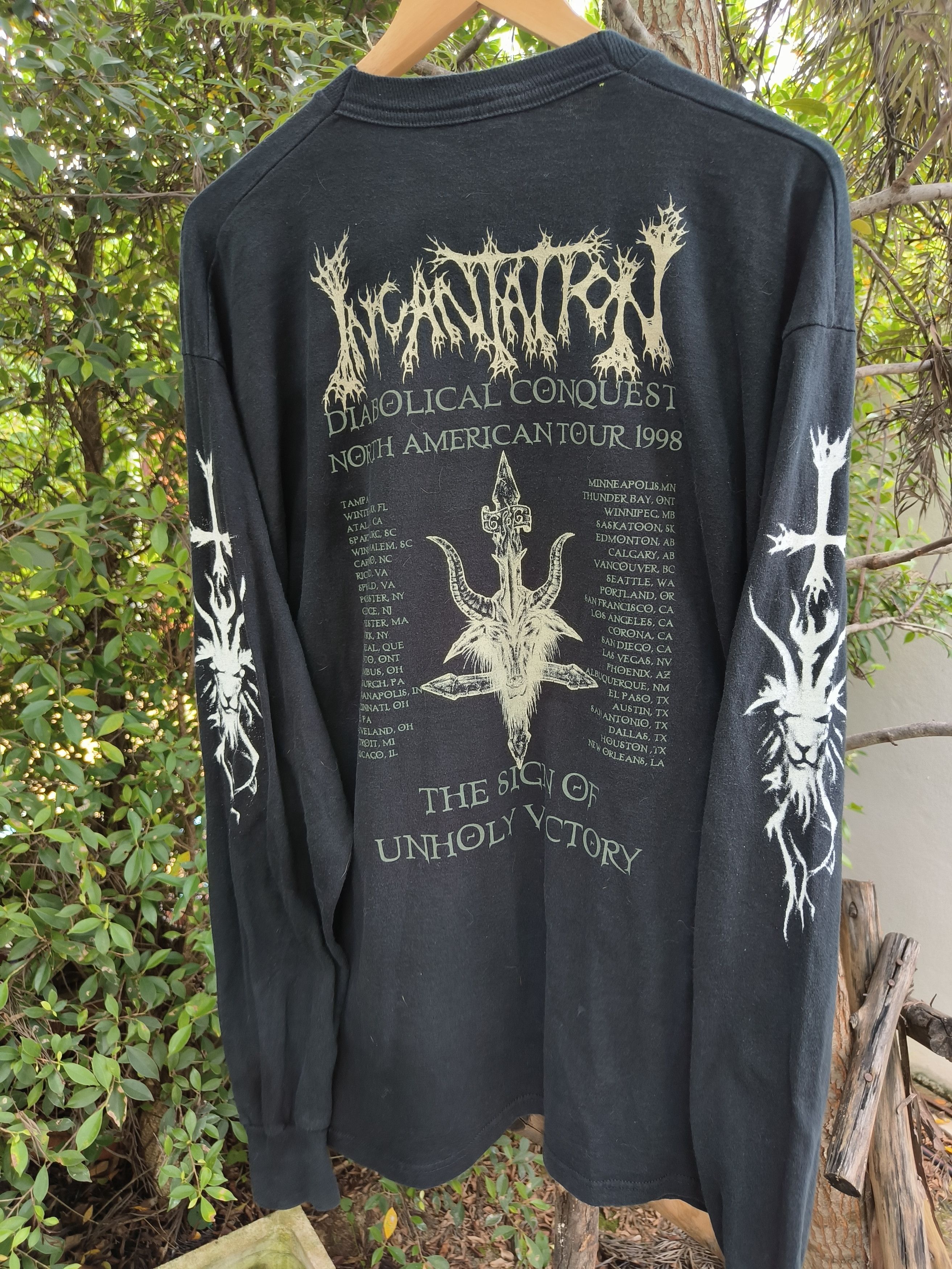Vintage 90s Incantation Ls shirt