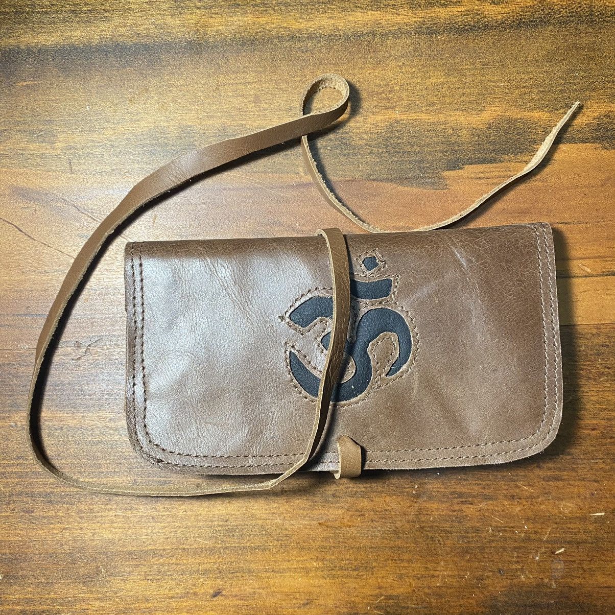 Handmade NWOT Tobacco Pouch Genuine Leather Size ONE SIZE - 1 Thumbnail