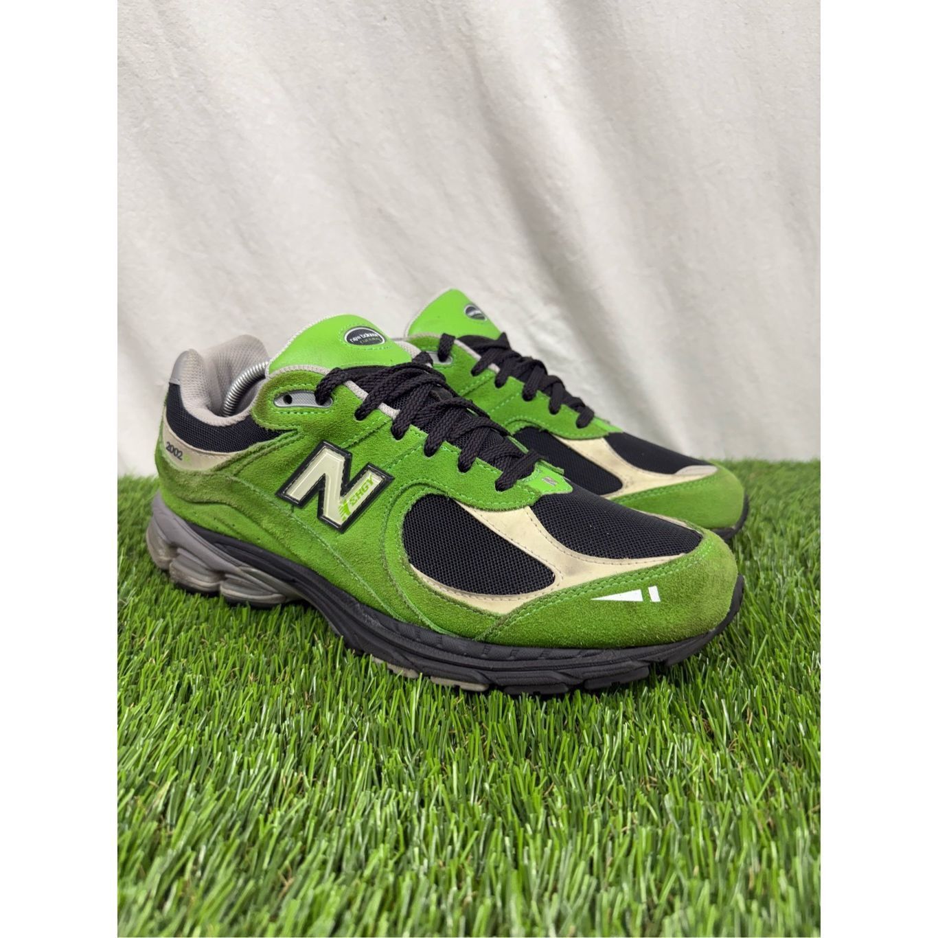 New Balance Size 10.5 - New Balance 2002R Good Vibes Pack - Green Apple Size US 10.5 / EU 43-44 - 1 Thumbnail