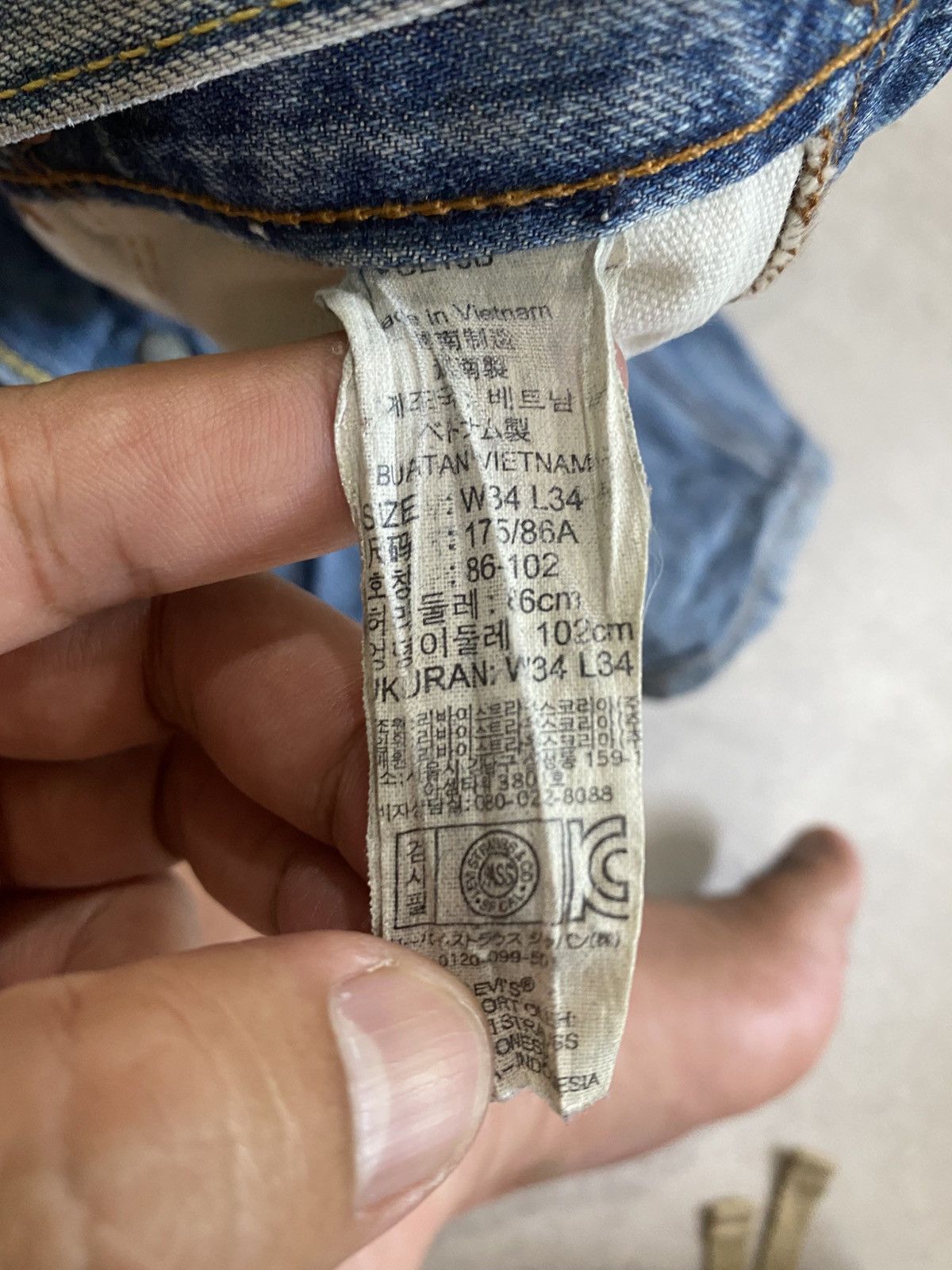 Levi's LEVIS 504 Size US 35 - 22 Thumbnail