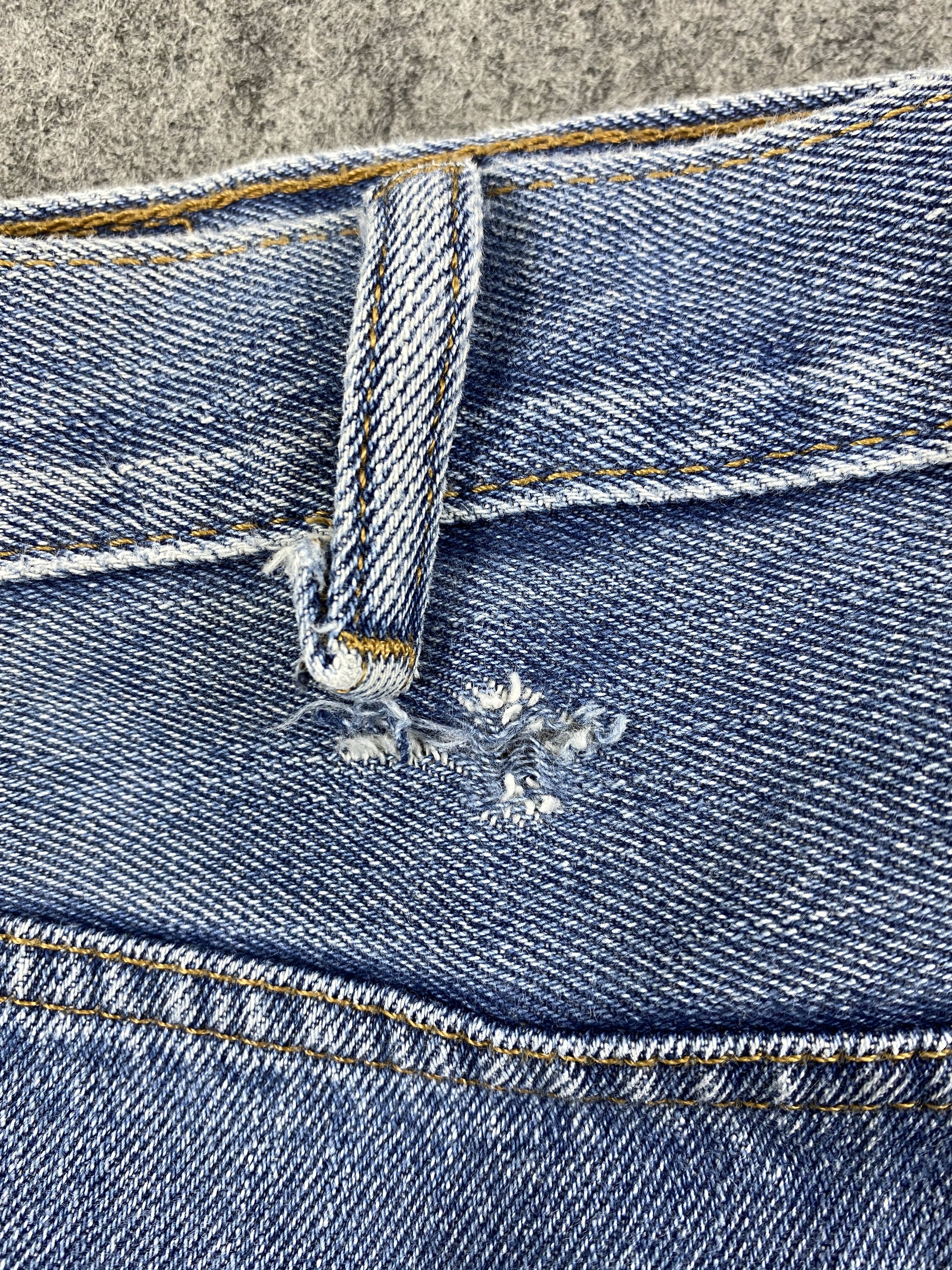 Levi's Blue Vintage Levi's 550 Jeans 40x29 Denim -JN1474 Size US 40 / EU 56 - 11 Thumbnail