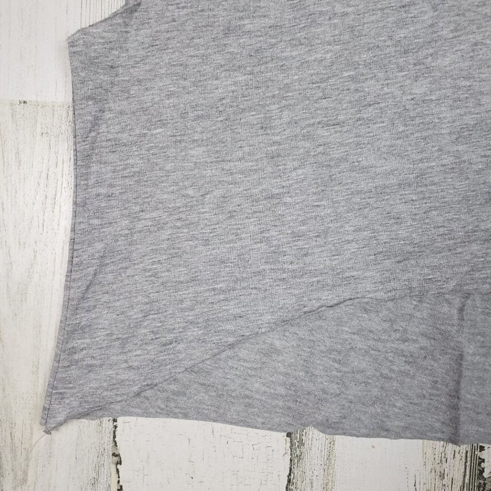 Other NWOT Over The Limit Apparel Gray Sleeveless Muscle Shirt Size M / US 6-8 / IT 42-44 - 4 Thumbnail