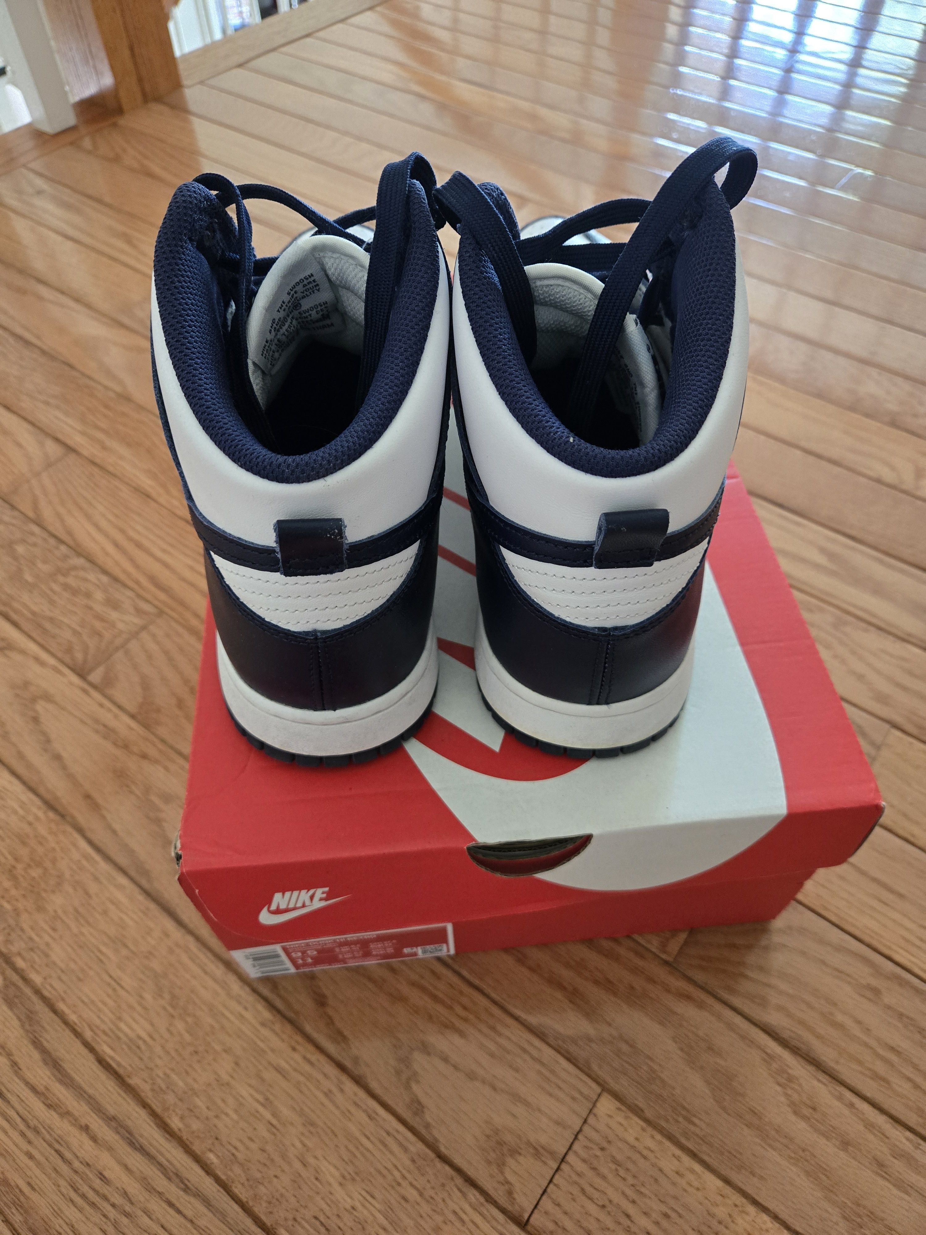 Nike Dunk Hi Retro Midnight Navy Size US 9.5 / EU 42-43 - 2 Thumbnail