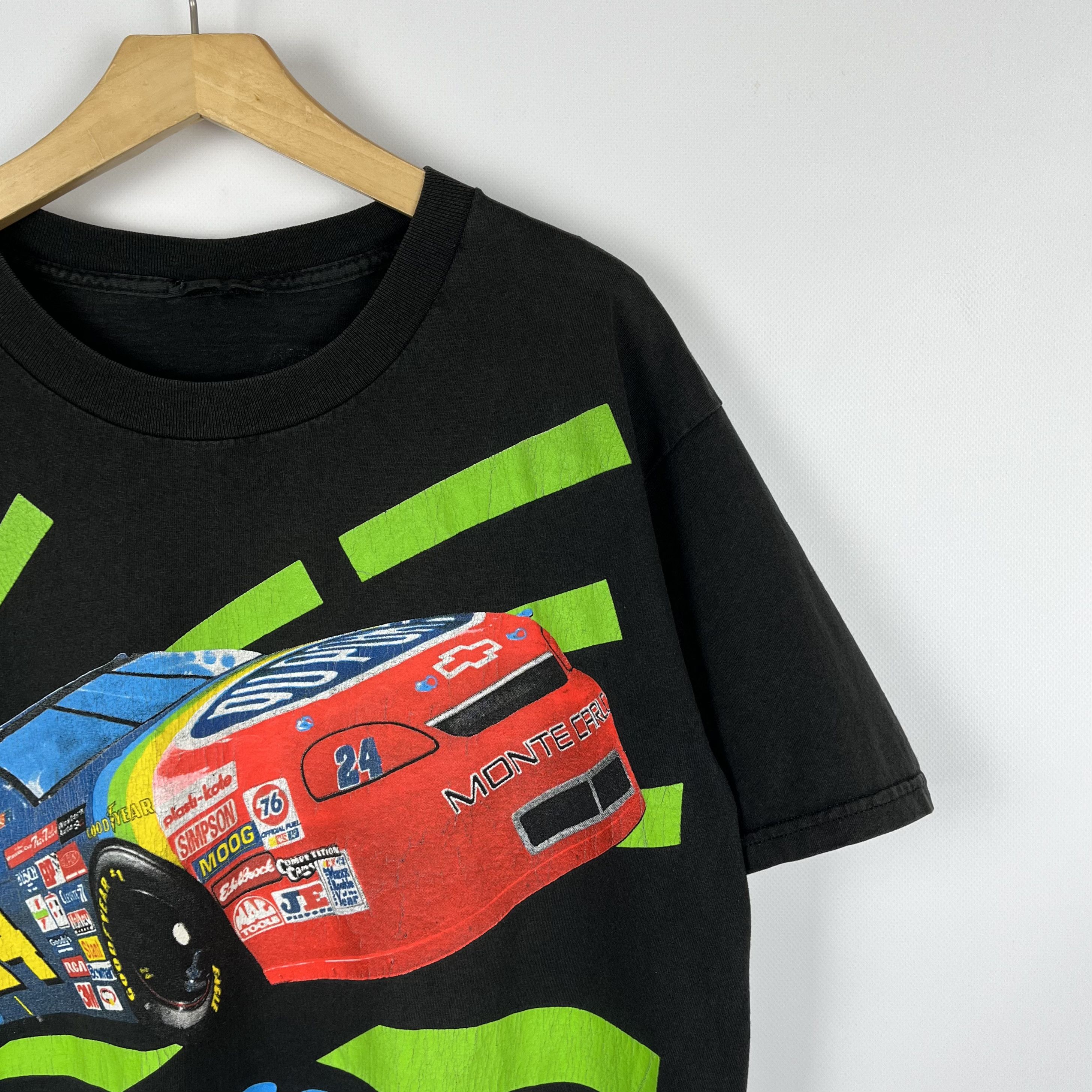 NASCAR Vintage NASCAR Jeff Gordon DuPont Racing T Shirt 1995 Size US L / EU 52-54 / 3 - 2 Thumbnail