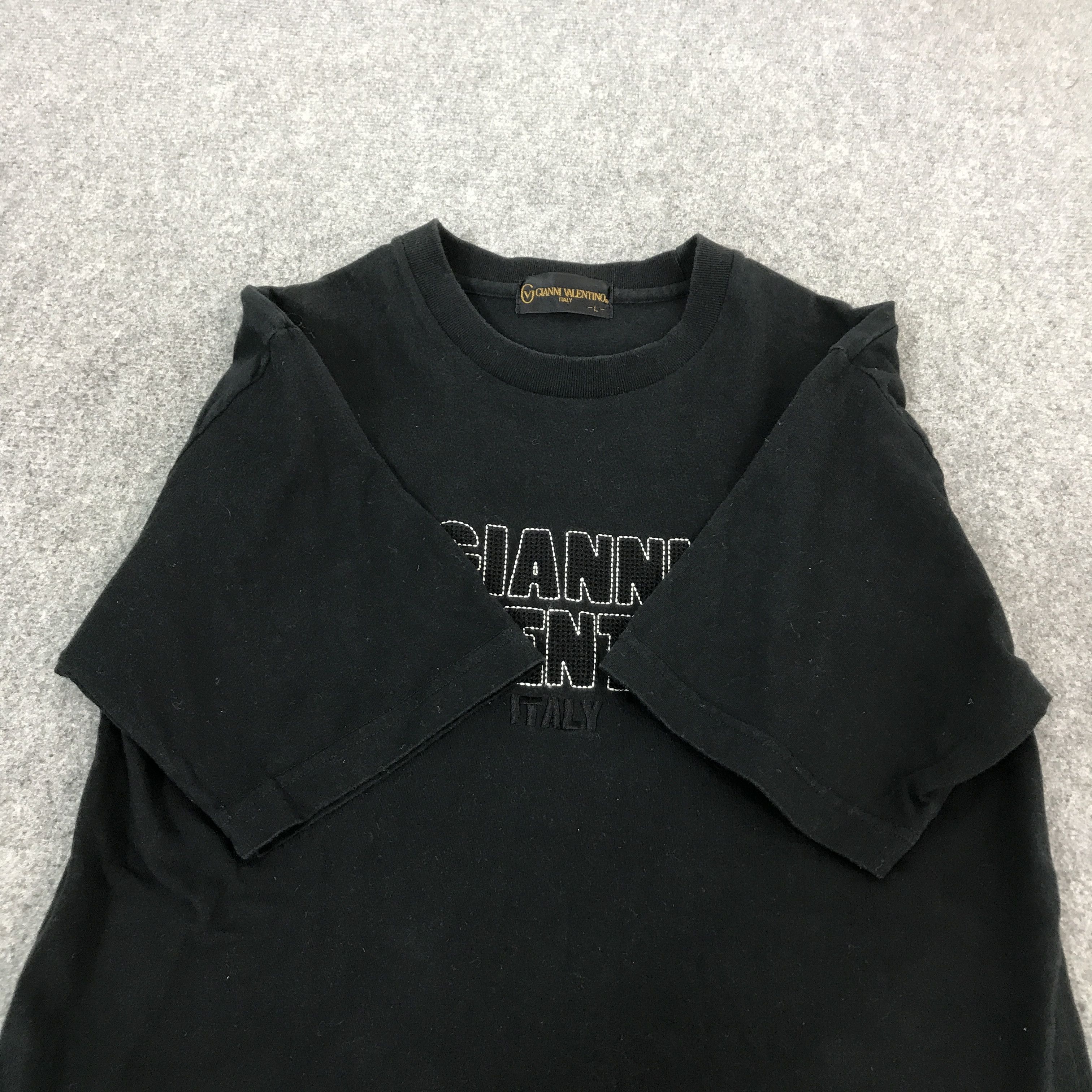 Gianni Valentino GIANNI VALENTINO EMBROIDERY LOGO TSHIRTS Size US L / EU 52-54 / 3 - 8 Thumbnail