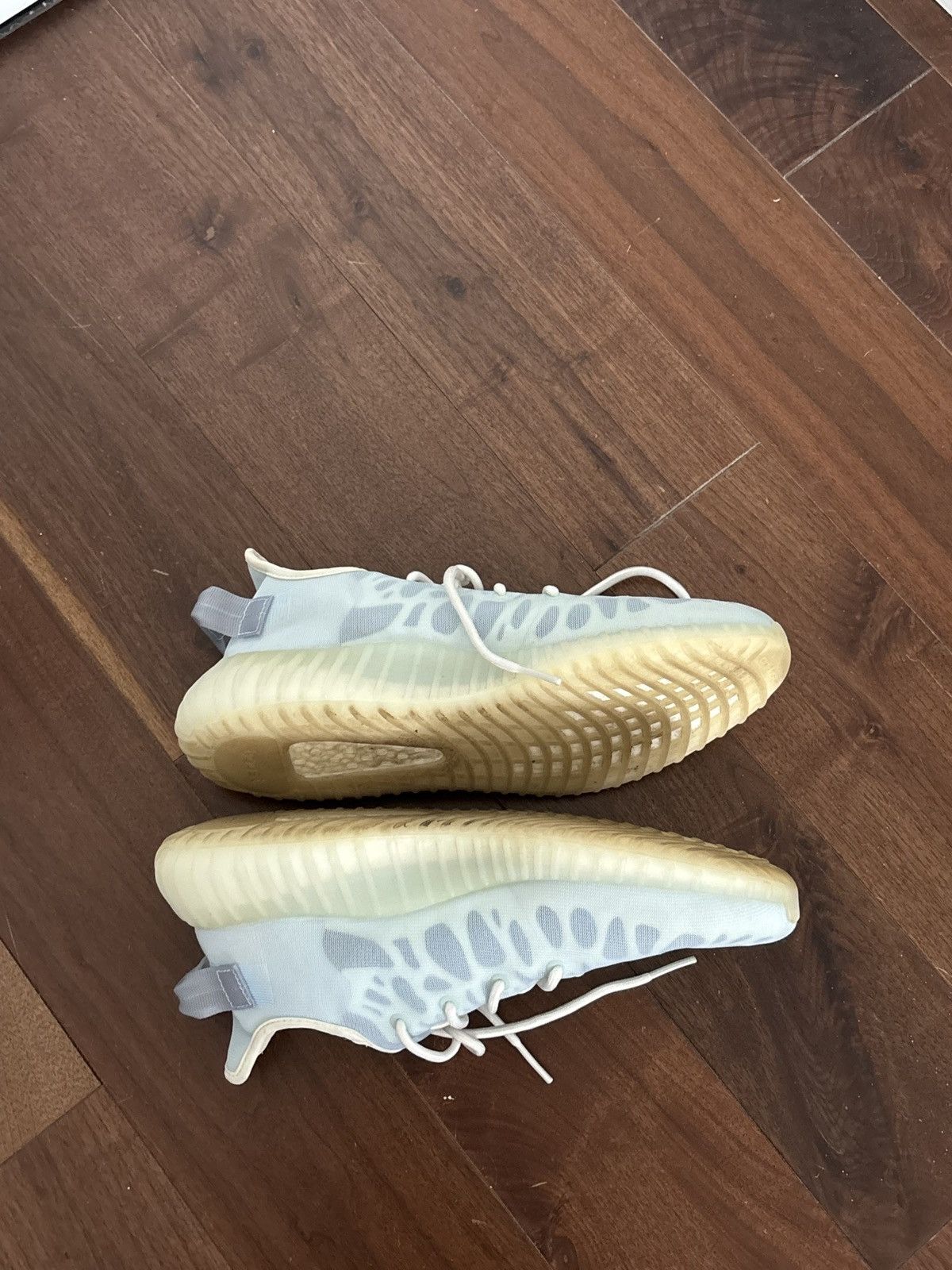 Adidas adidas Yeezy Boost 350 V2 Mono Ice Size US 11 / EU 44 - 4 Thumbnail