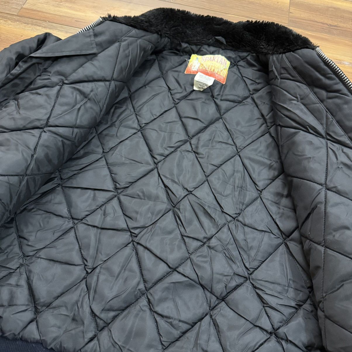 Other Vintage 80’s Spartan Fur Bomber Black Jacket Size US L / EU 52-54 / 3 - 3 Thumbnail