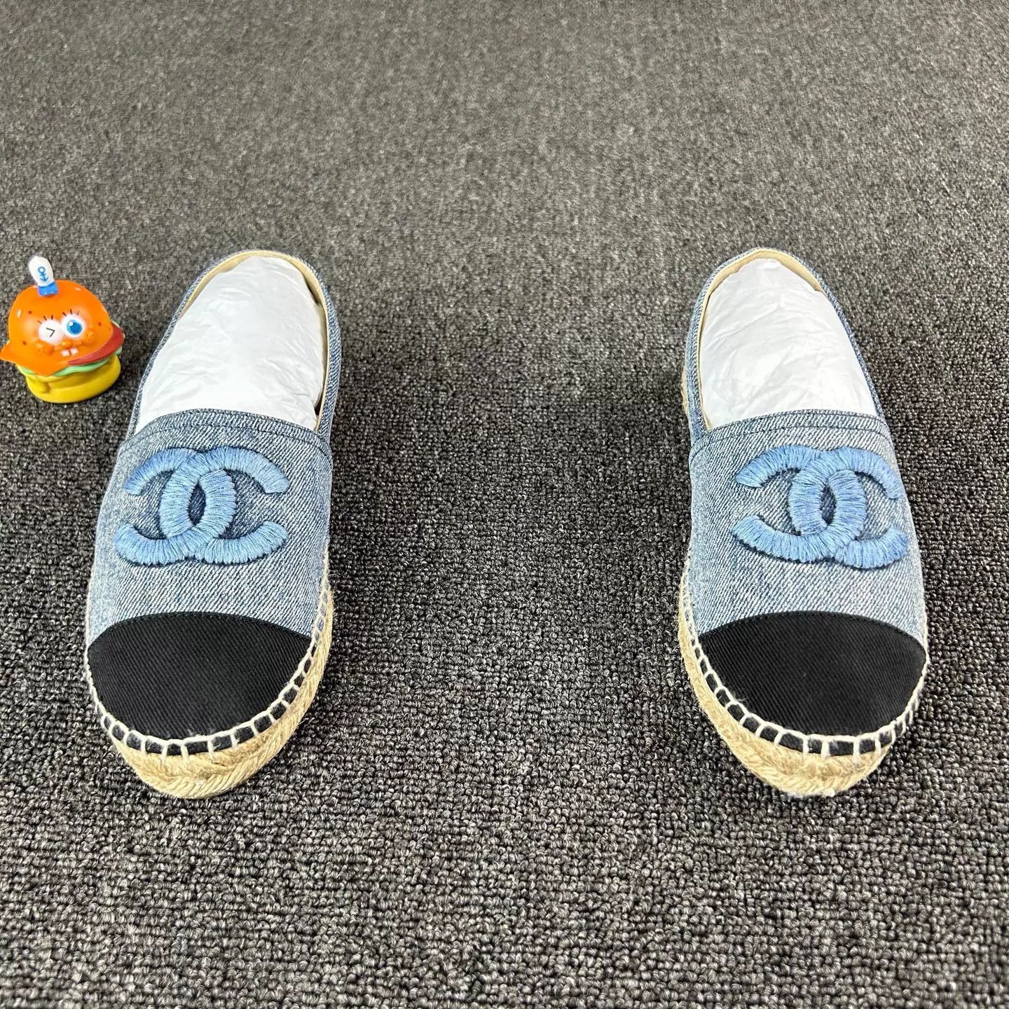 Chanel Chanel Denim CC Embroidered Fisherman Shoes 36 Size US 5.5 / IT 35.5 - 2 Thumbnail