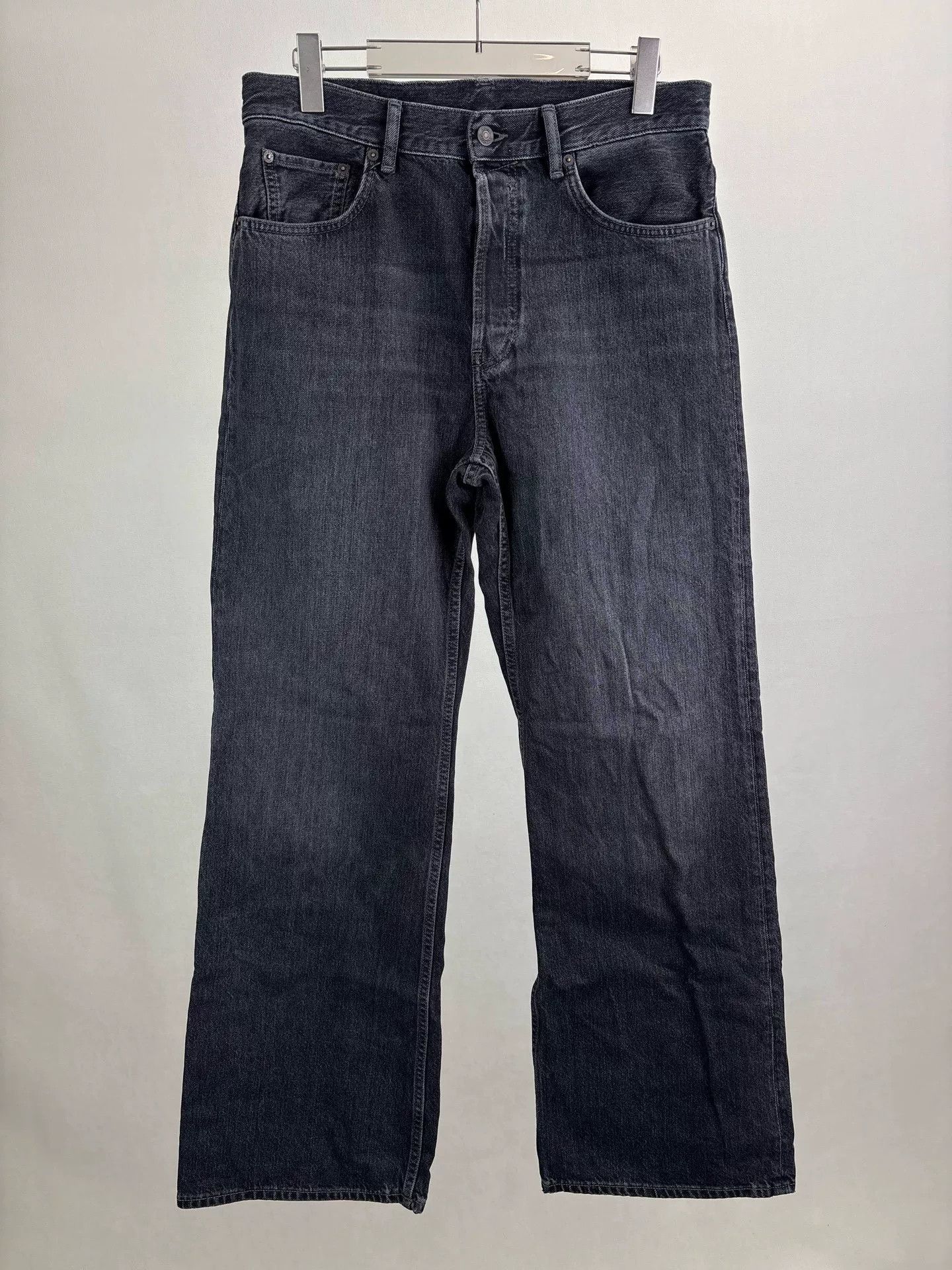 Acne Studios Acne Studios 2021M - Size 31/30 Regular Fit Black