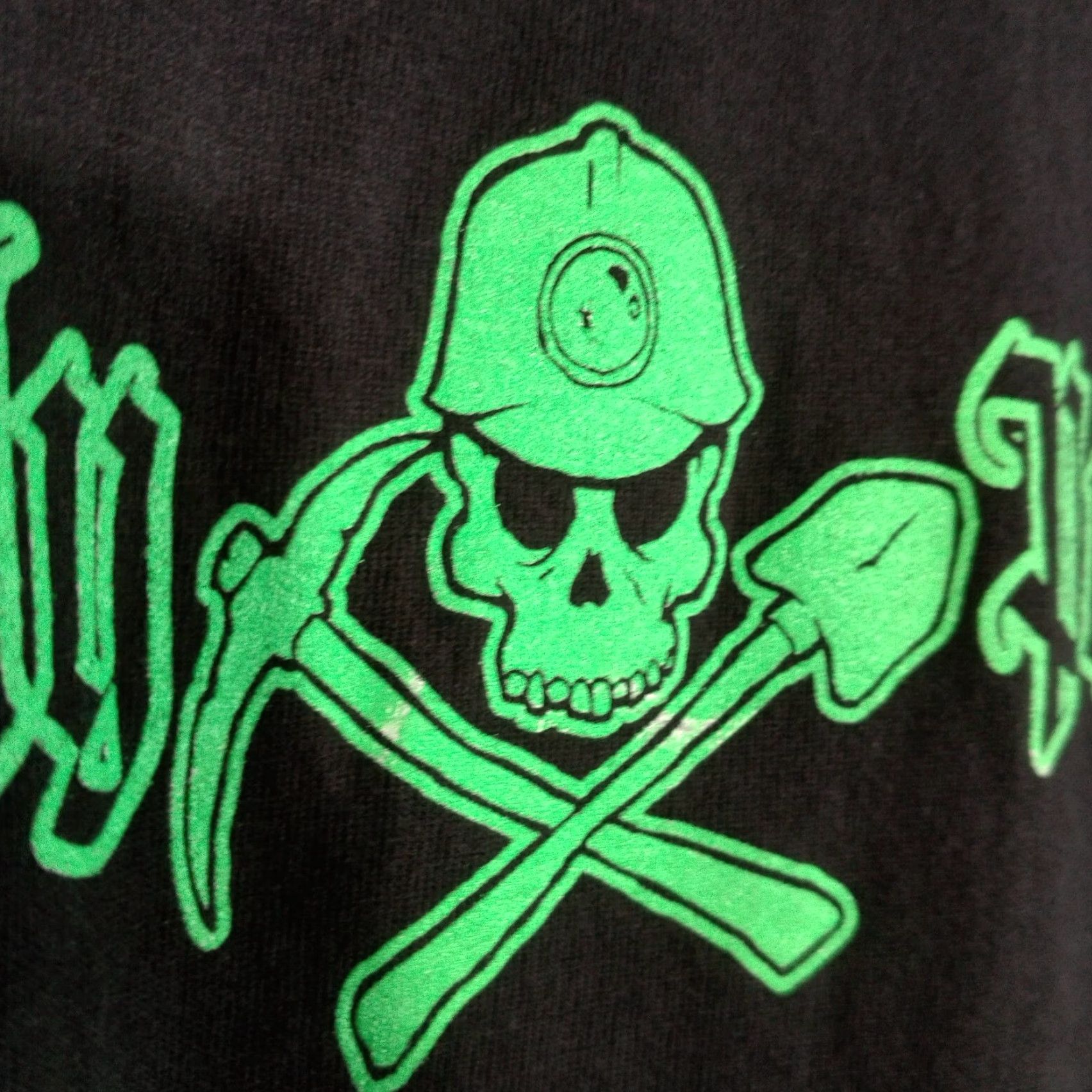 Coal VINTAGE Bayside Hillbilly Proud Shirt Men Medium Black T-Shirt Coal Miner Skull 90s Theme Mens Size US M / EU 48-50 / 2 - 4 Thumbnail