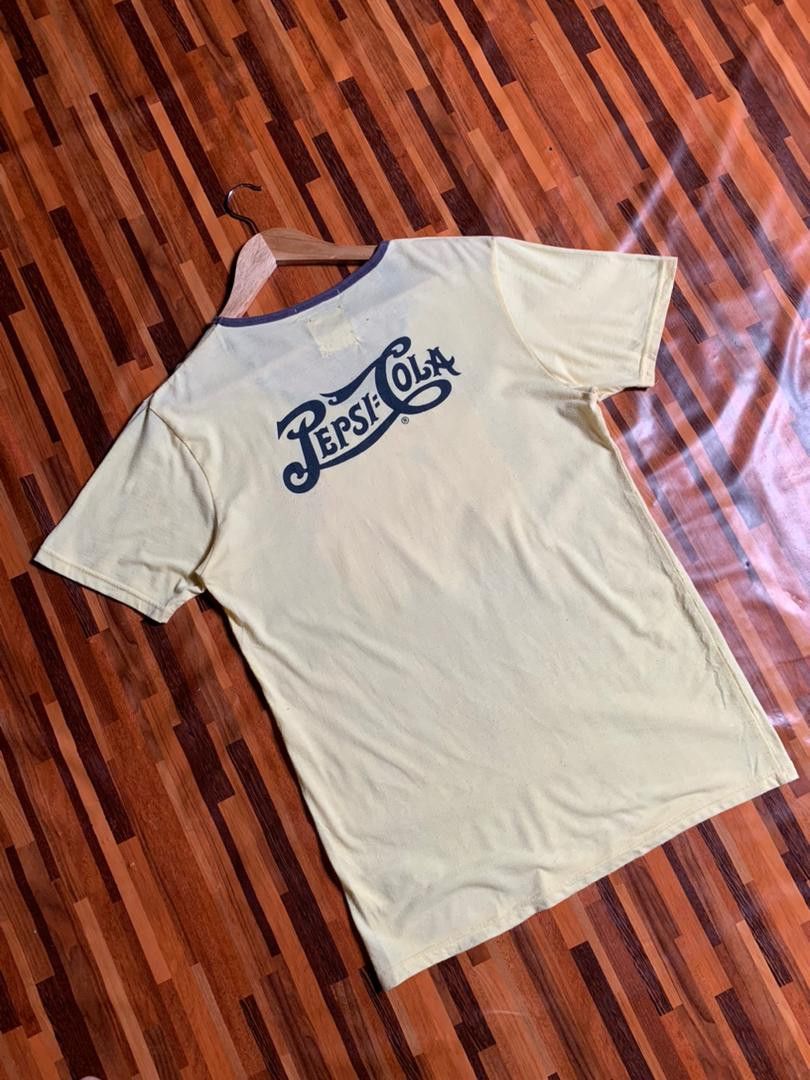 Vintage Vintage Pepsi Cola Spellout Vintage On Board we serve pepsi Size US L / EU 52-54 / 3 - 1 Thumbnail