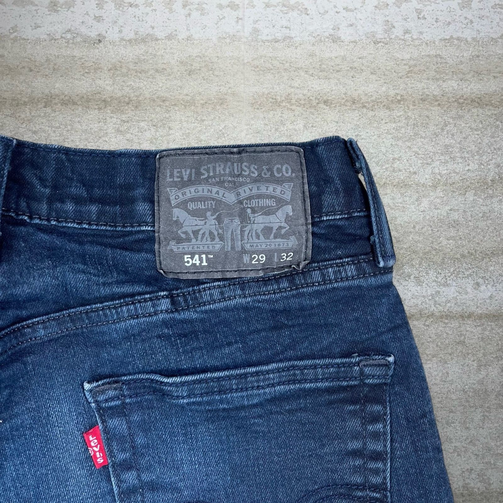 Levi's Vintage Y2K Levis 541 Jeans 29x32 Navy Blue Straight Leg Size US 29 - 4 Thumbnail