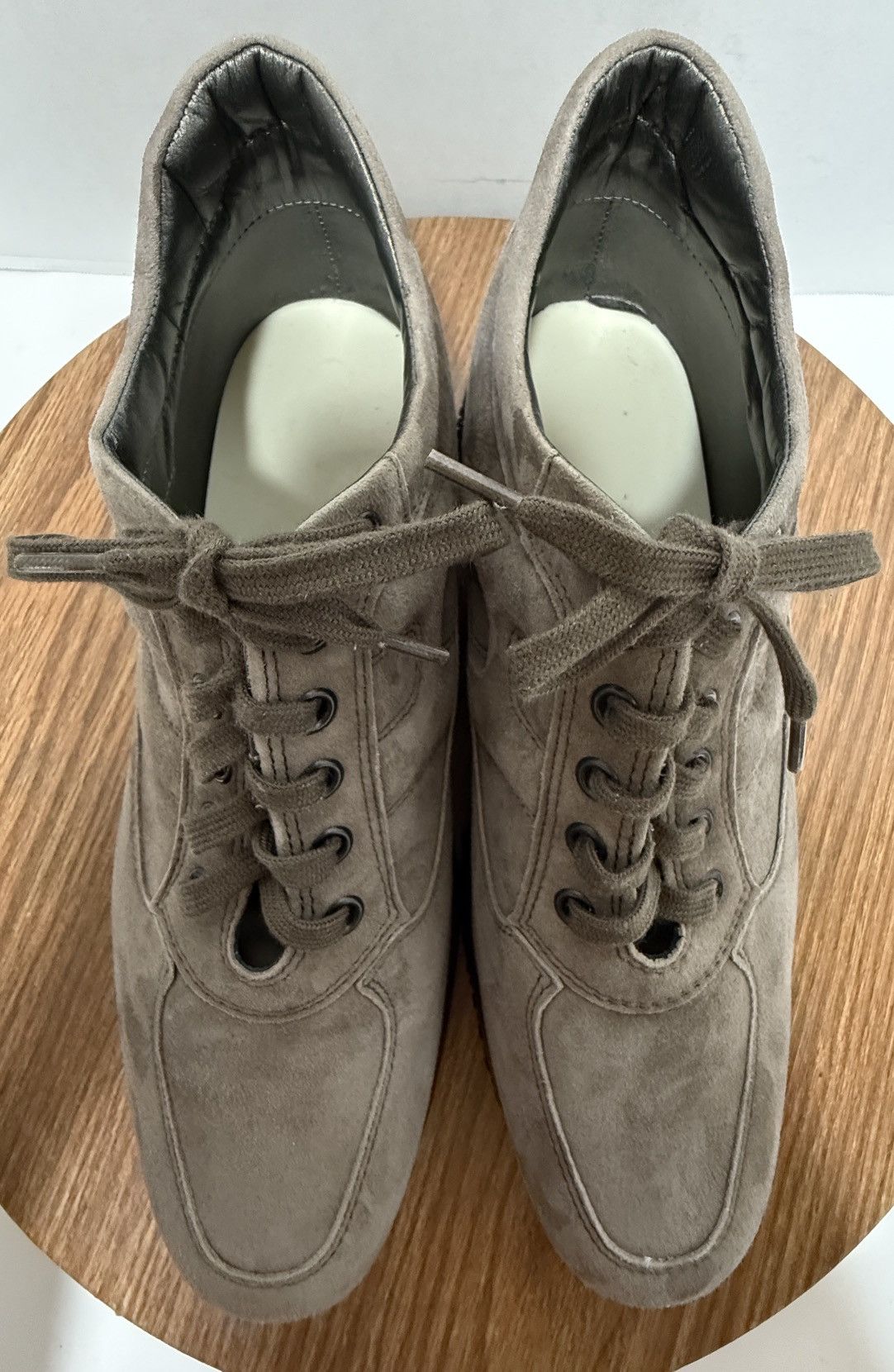 Hogan Hogan Women Solid Grey Interactive LaceUp Trainer Sneakers Size US 9 / IT 39 - 10 Thumbnail