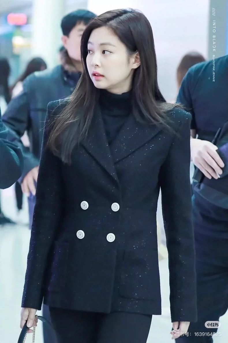 Chanel Chanel Cruise series black glitter double-breasted suit jac Size XXS / US 00 / IT 34 - 7 Thumbnail