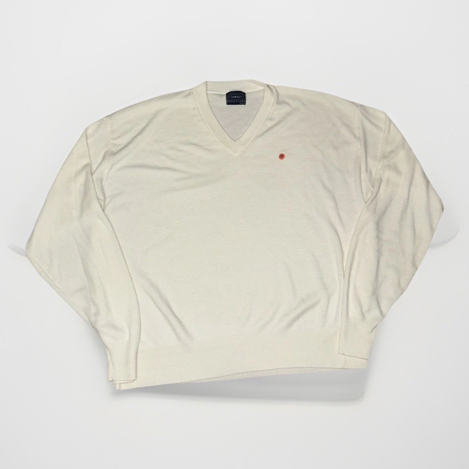 Vintage Vintage USA Vantage Cashmere V Neck Sweater White XL 76 Gas Size US XL / EU 56 / 4 - 1 Thumbnail